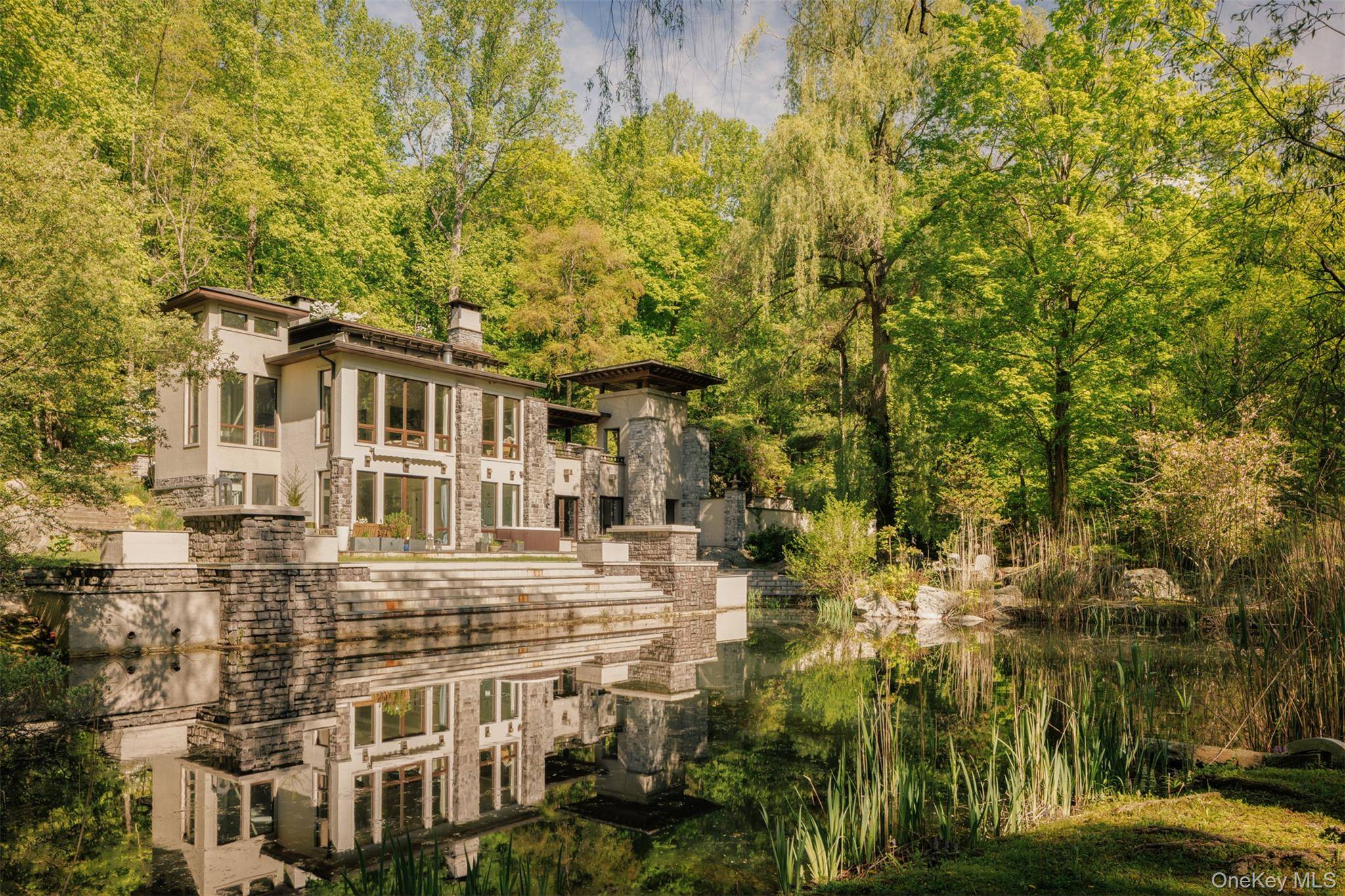 Hopewell Junction, NY 12533,320 Long Hill RD