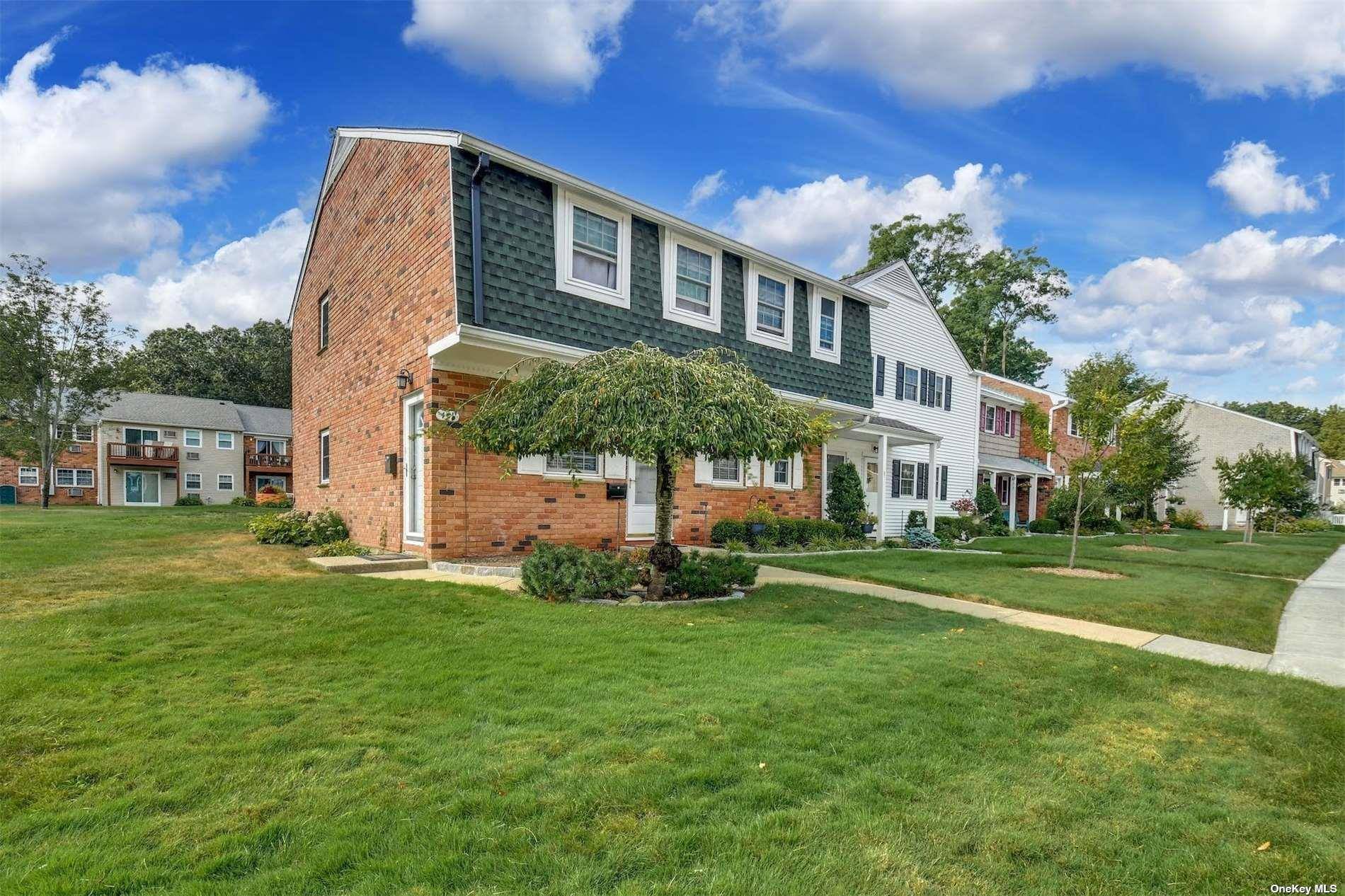 Hauppauge, NY 11788,451 Village DR