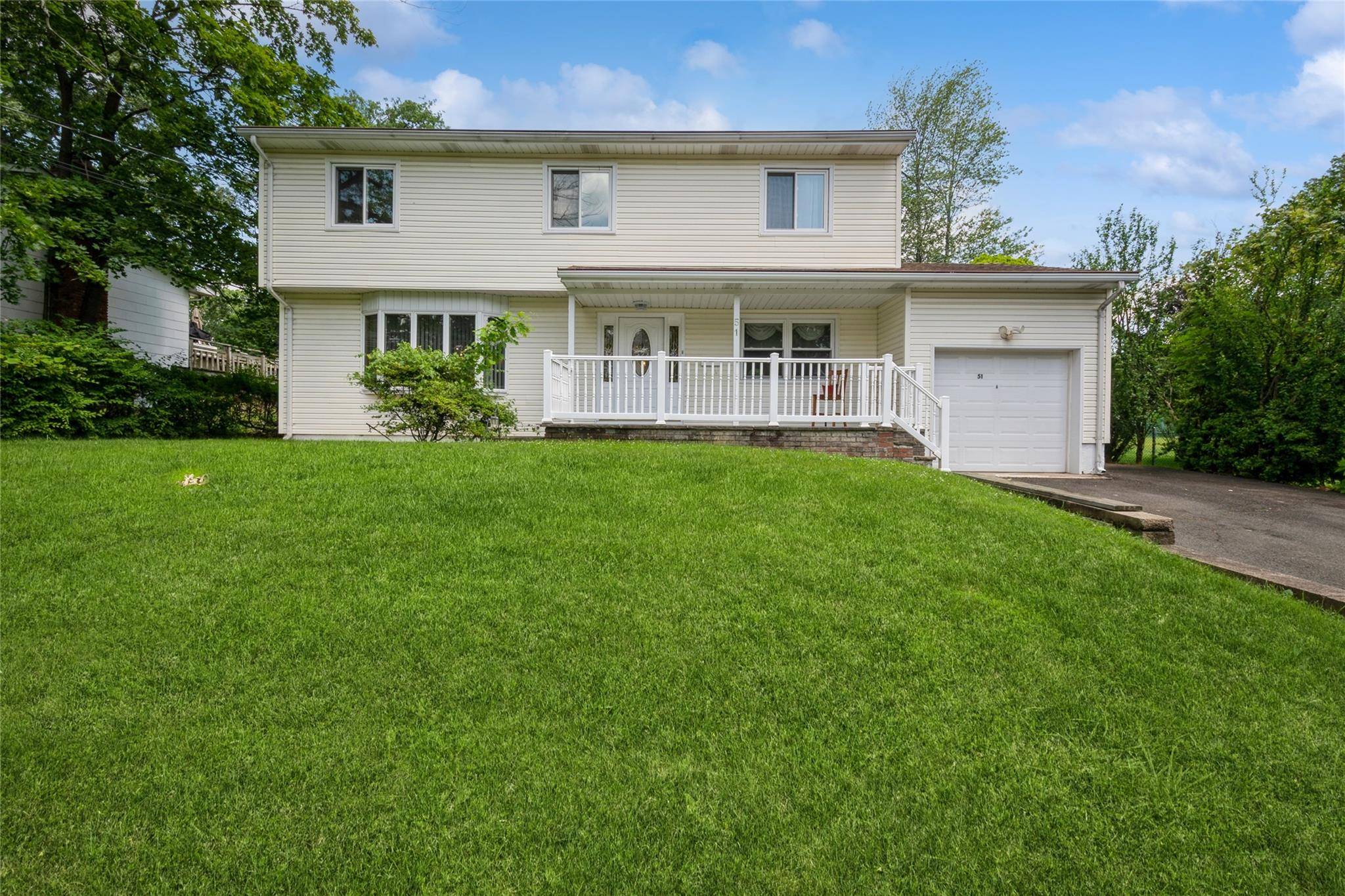 Orangeburg, NY 10962,51 Lester DR