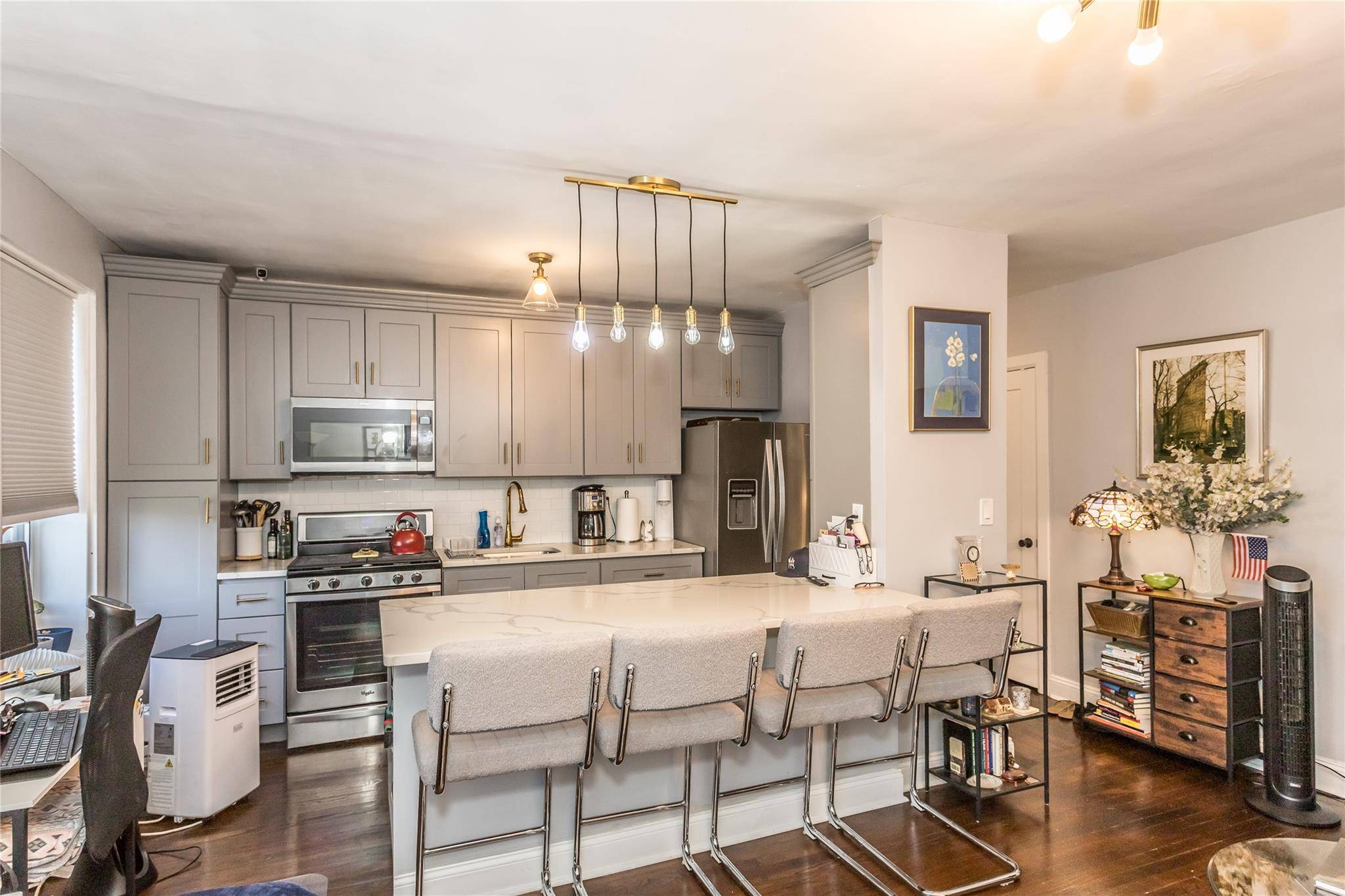 Woodside, NY 11377,30-47 Hobart ST #6