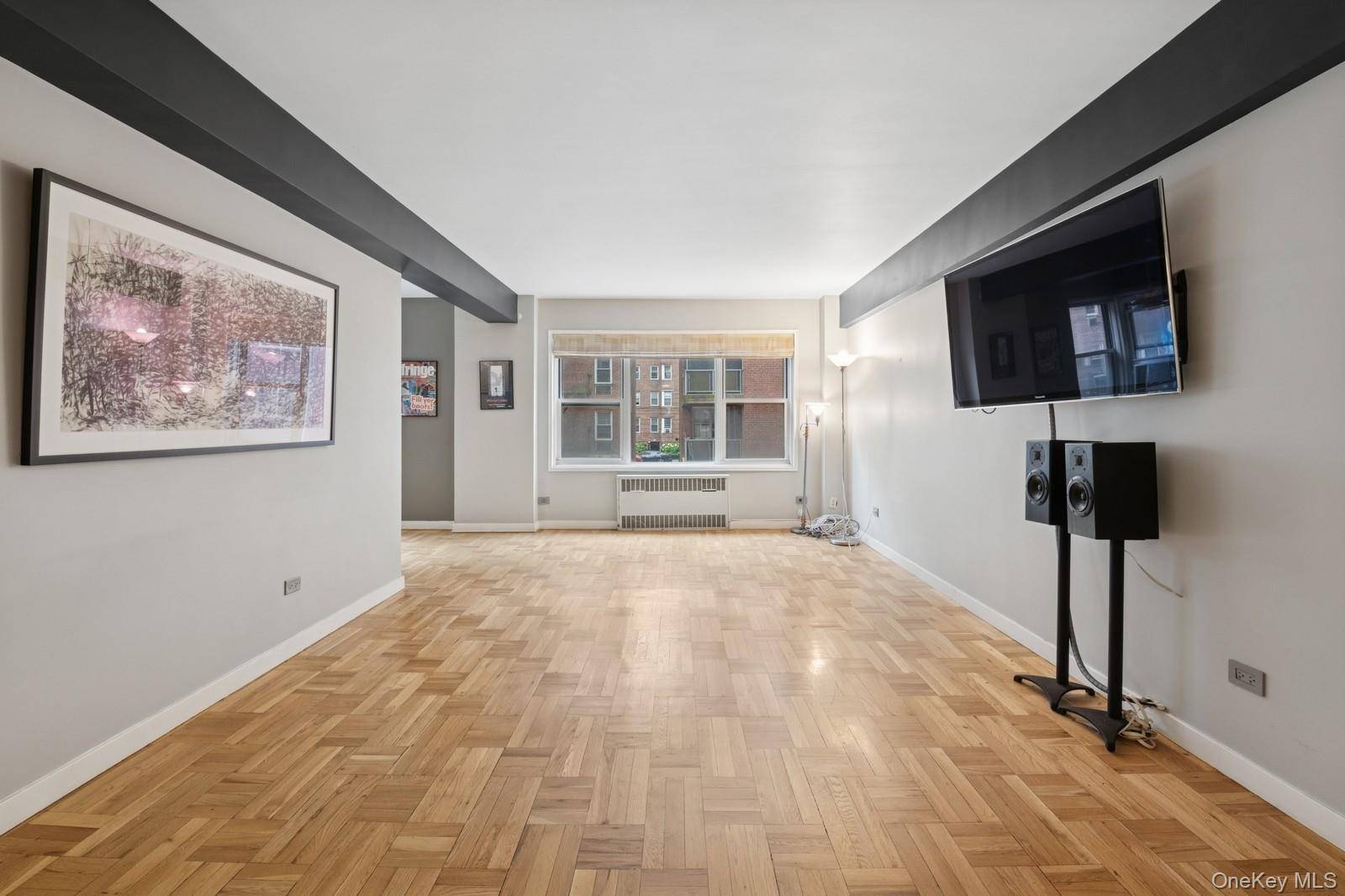 Forest Hills, NY 11375,110-20 71st RD #216