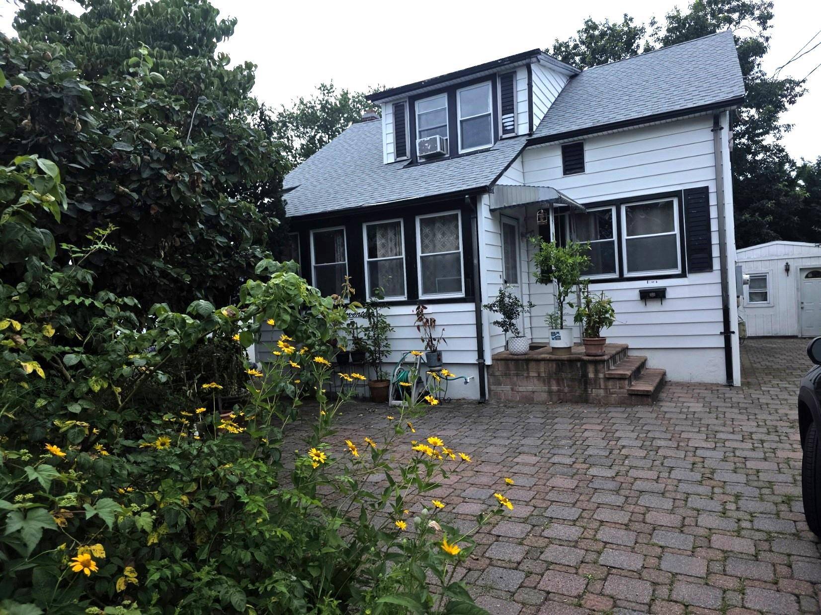 Bayville, NY 11709,17 June AVE
