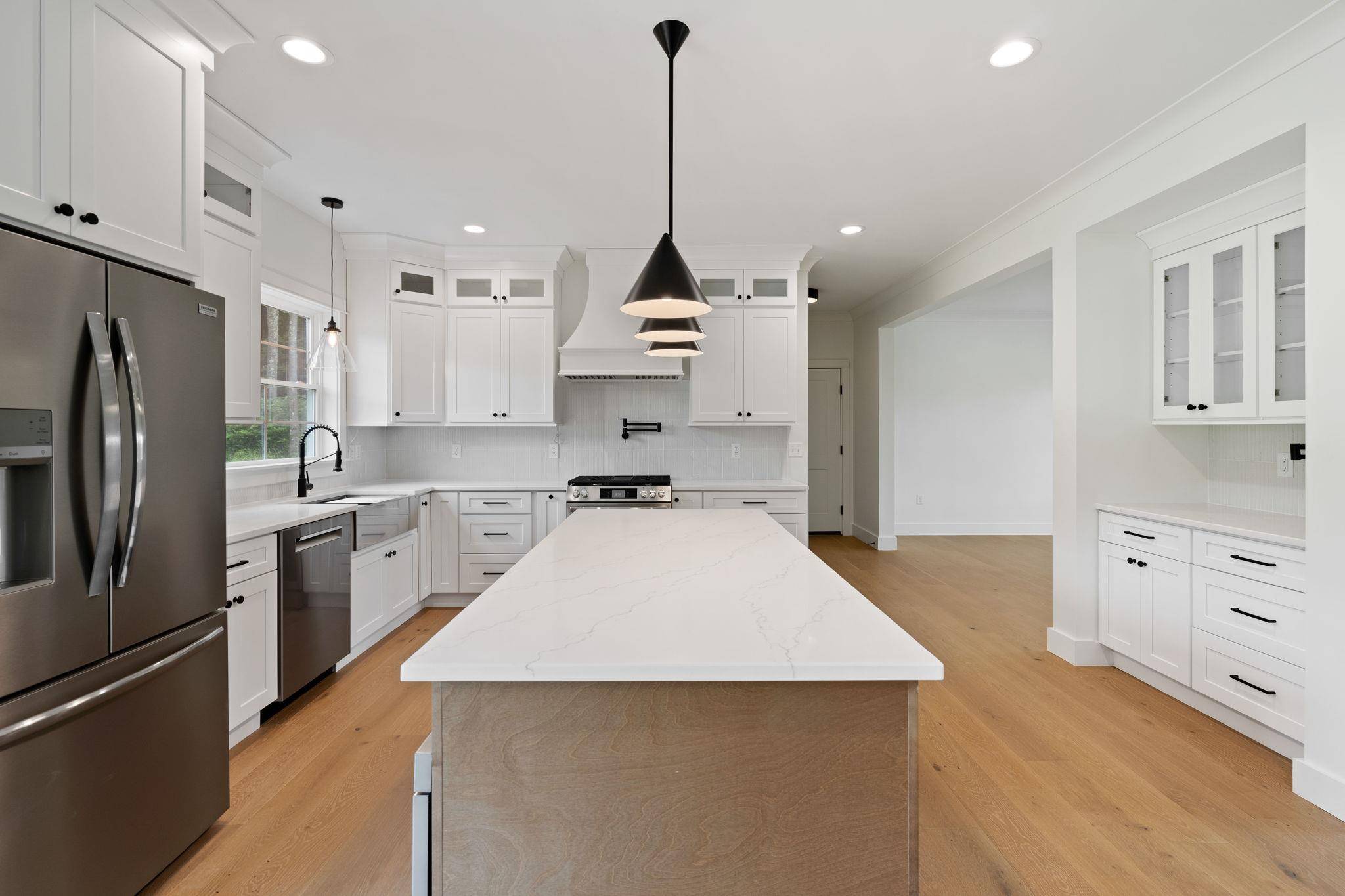 Montgomery, NY 12549,28 Peale PL