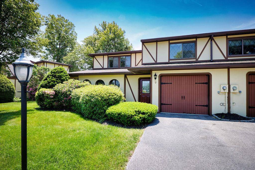 Lagrangeville, NY 12540,119 Stringham RD #7