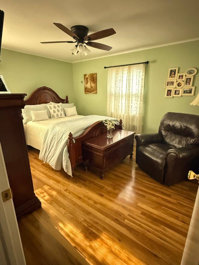 Rockville Centre, NY 11570,60 Chestnut ST