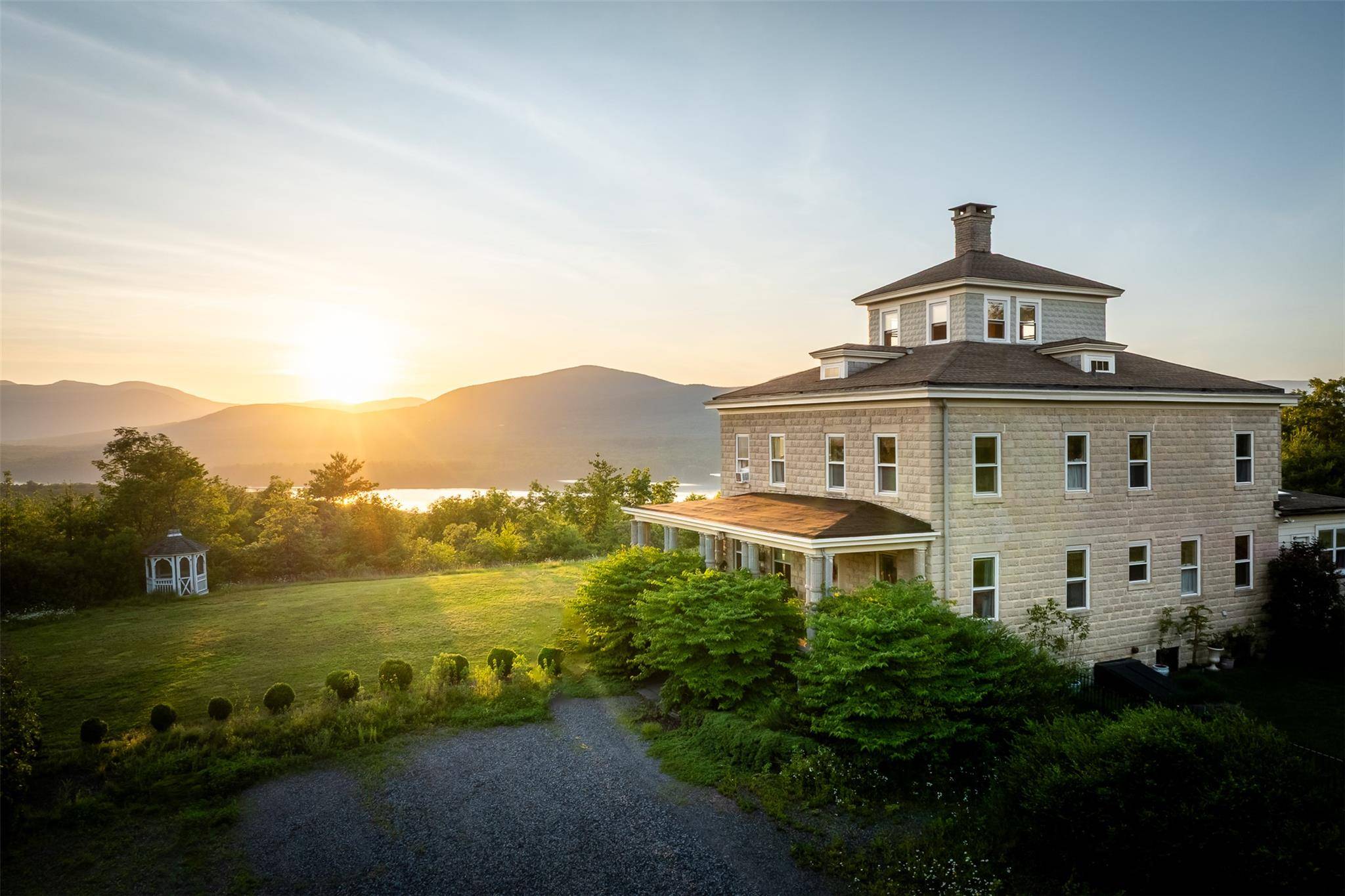 West Hurley, NY 12491,169 Baker RD