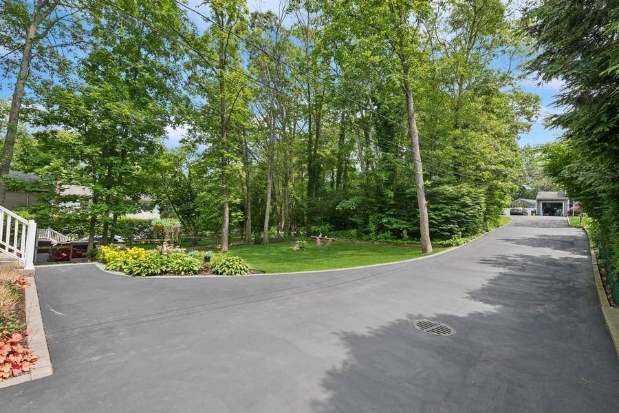 Shirley, NY 11967,185 Carlton DR