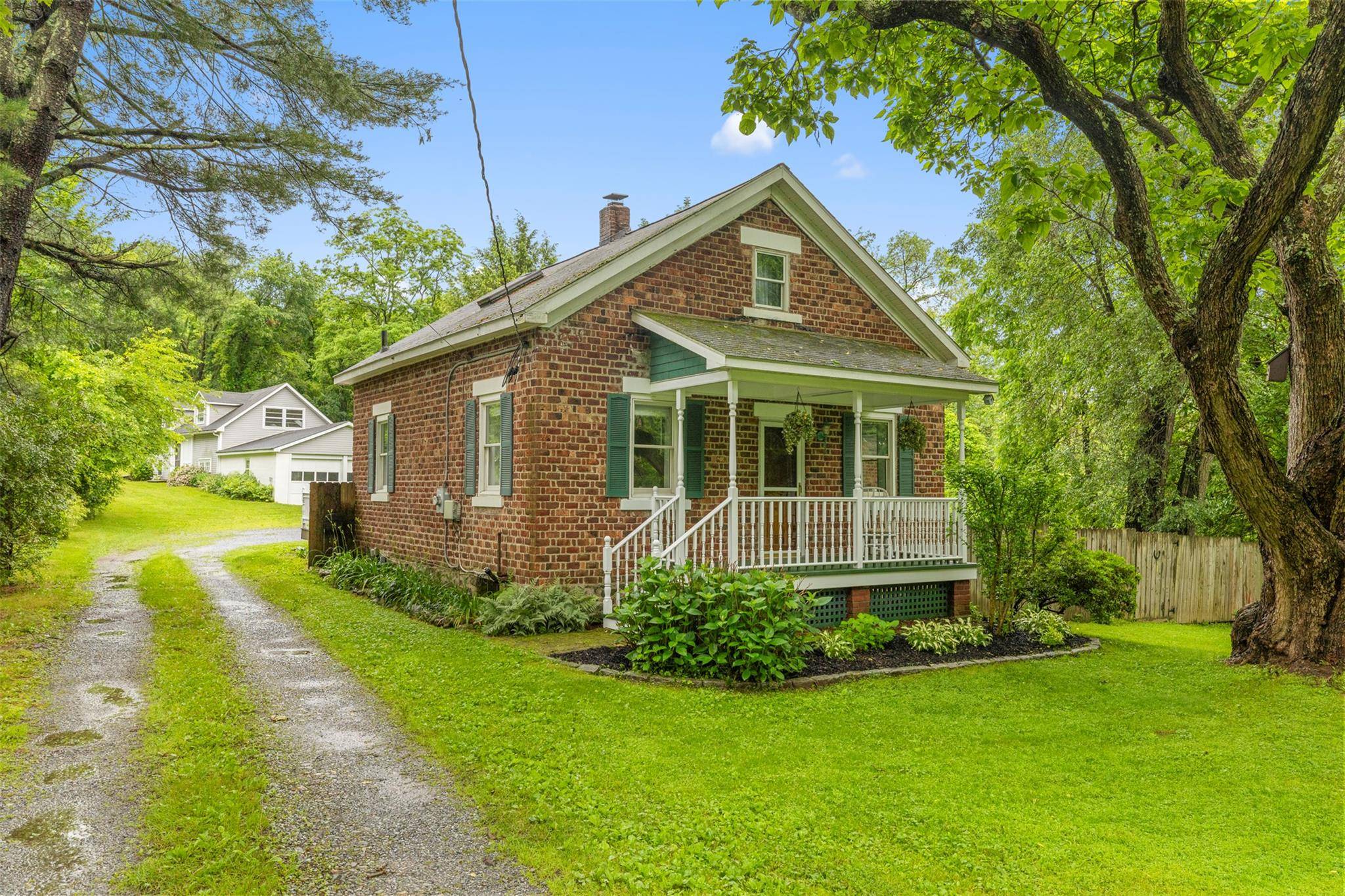 Poughkeepsie, NY 12603,342-344 Van Wagner RD