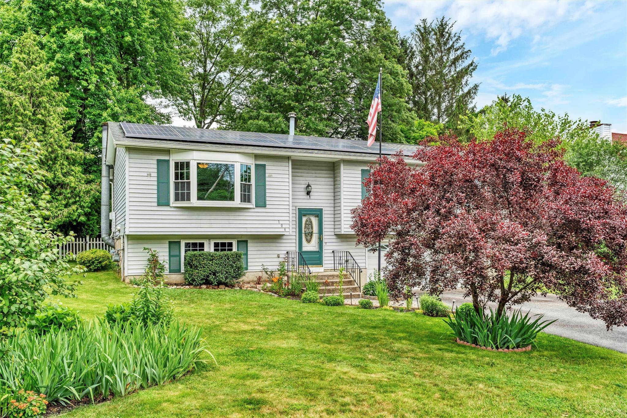 Maybrook, NY 12543,104 Bodle CIR