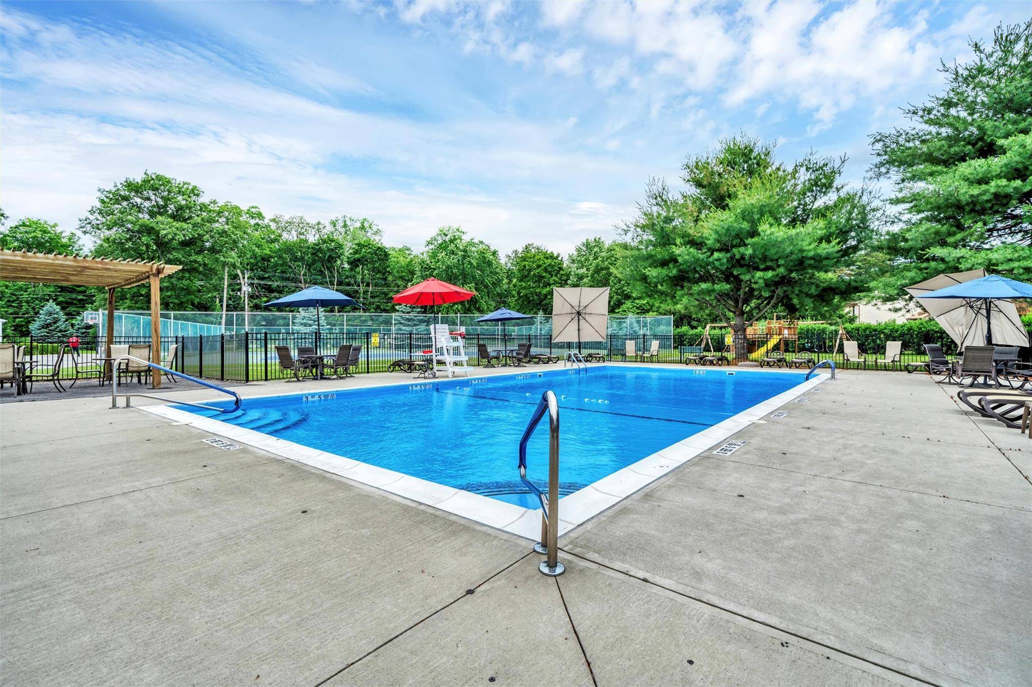 New Windsor, NY 12553,117 Sandpiper LN #1C