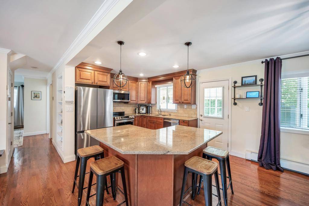 Bethpage, NY 11714,260 9th ST