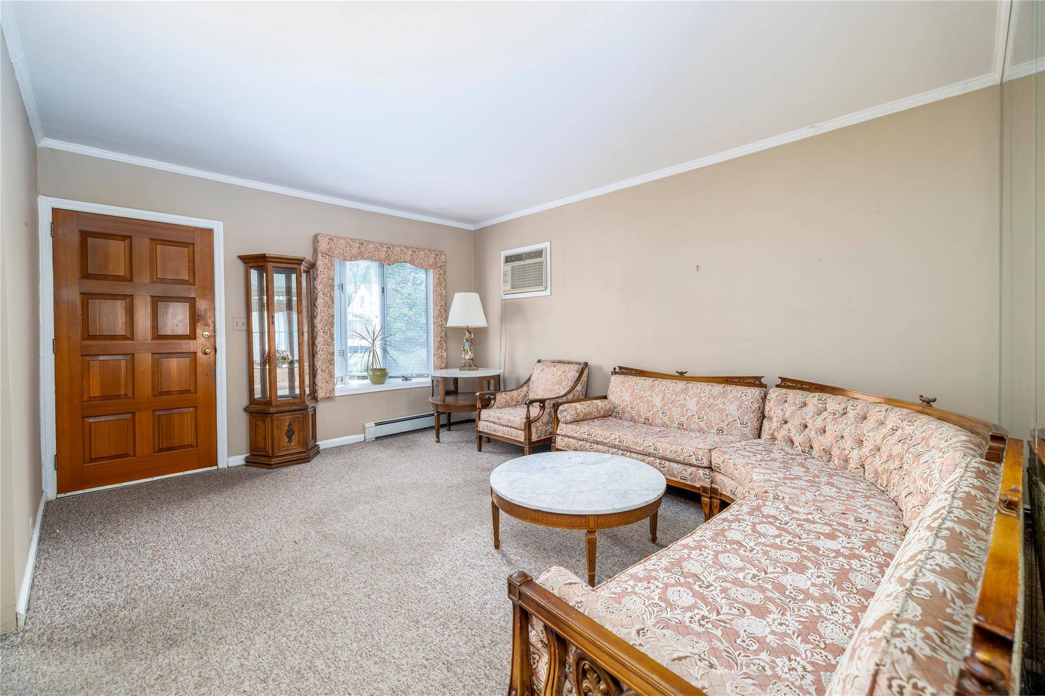 New Hyde Park, NY 11040,10 Wilton ST