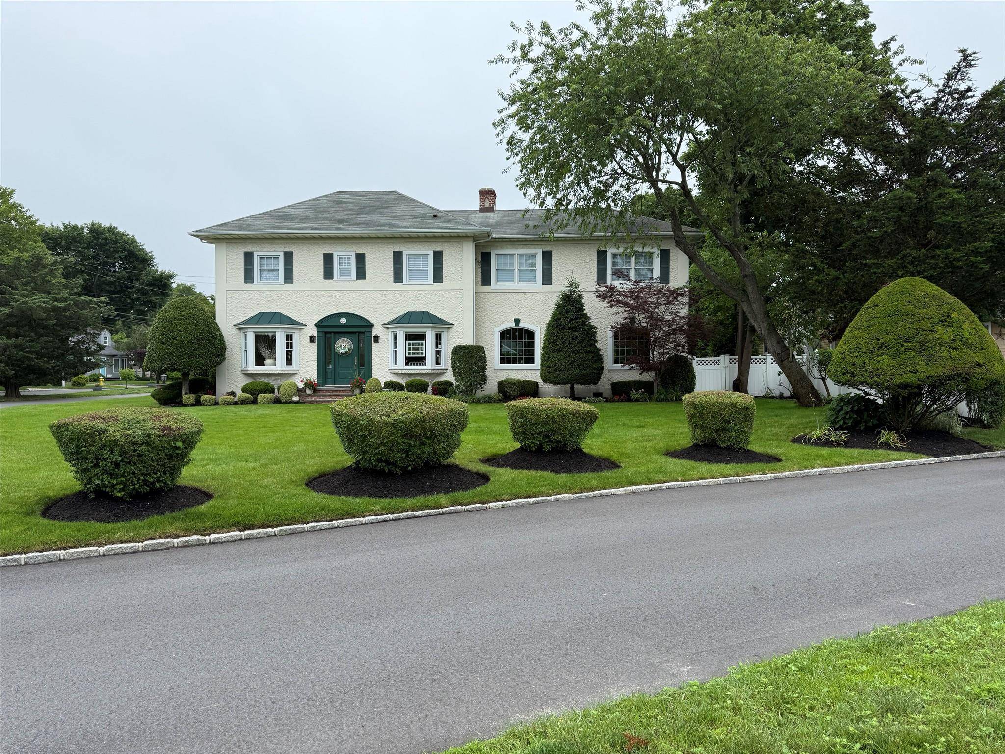 Islip, NY 11751,1 Bayview AVE