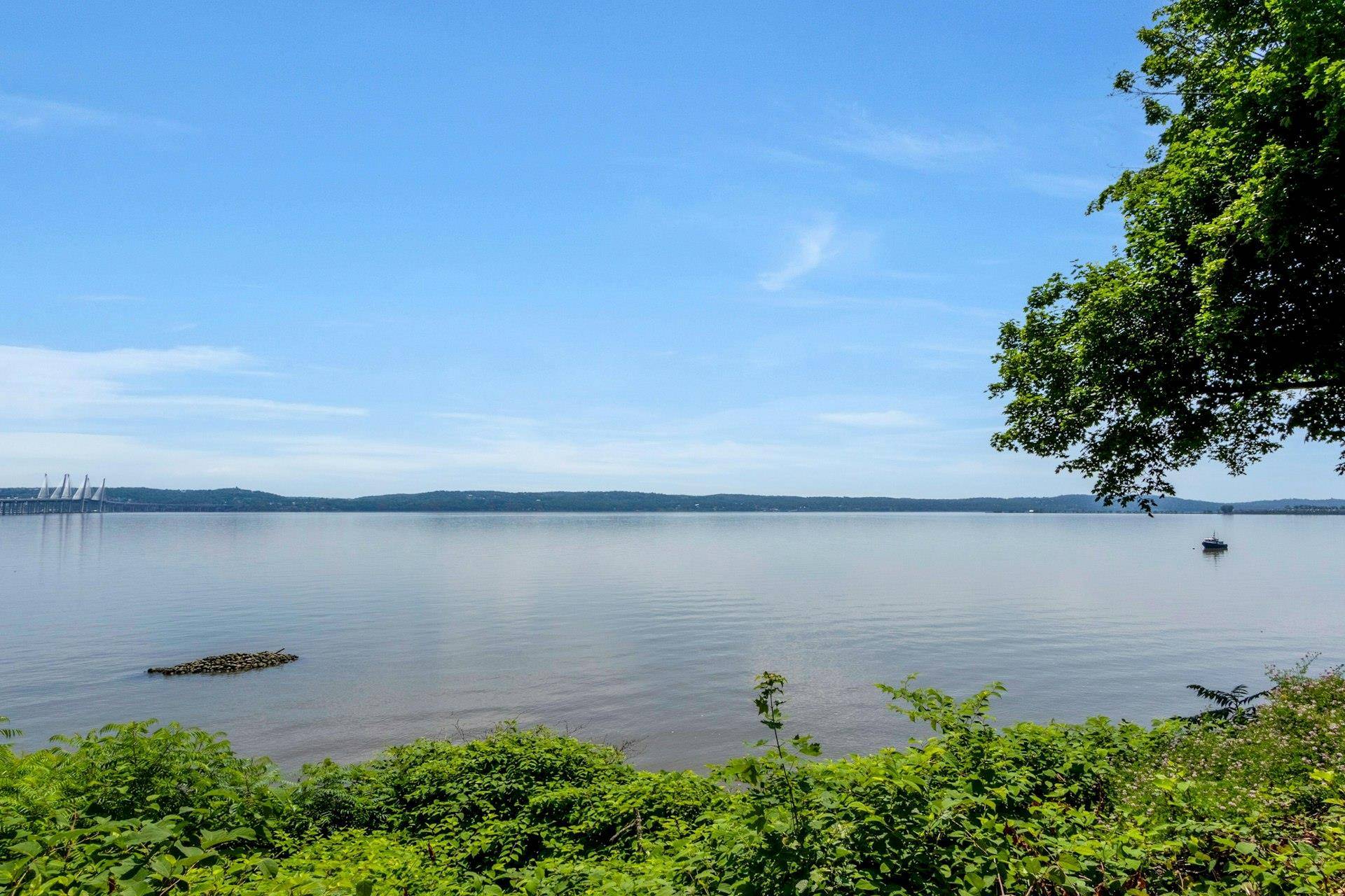 Nyack, NY 10960,115 River RD