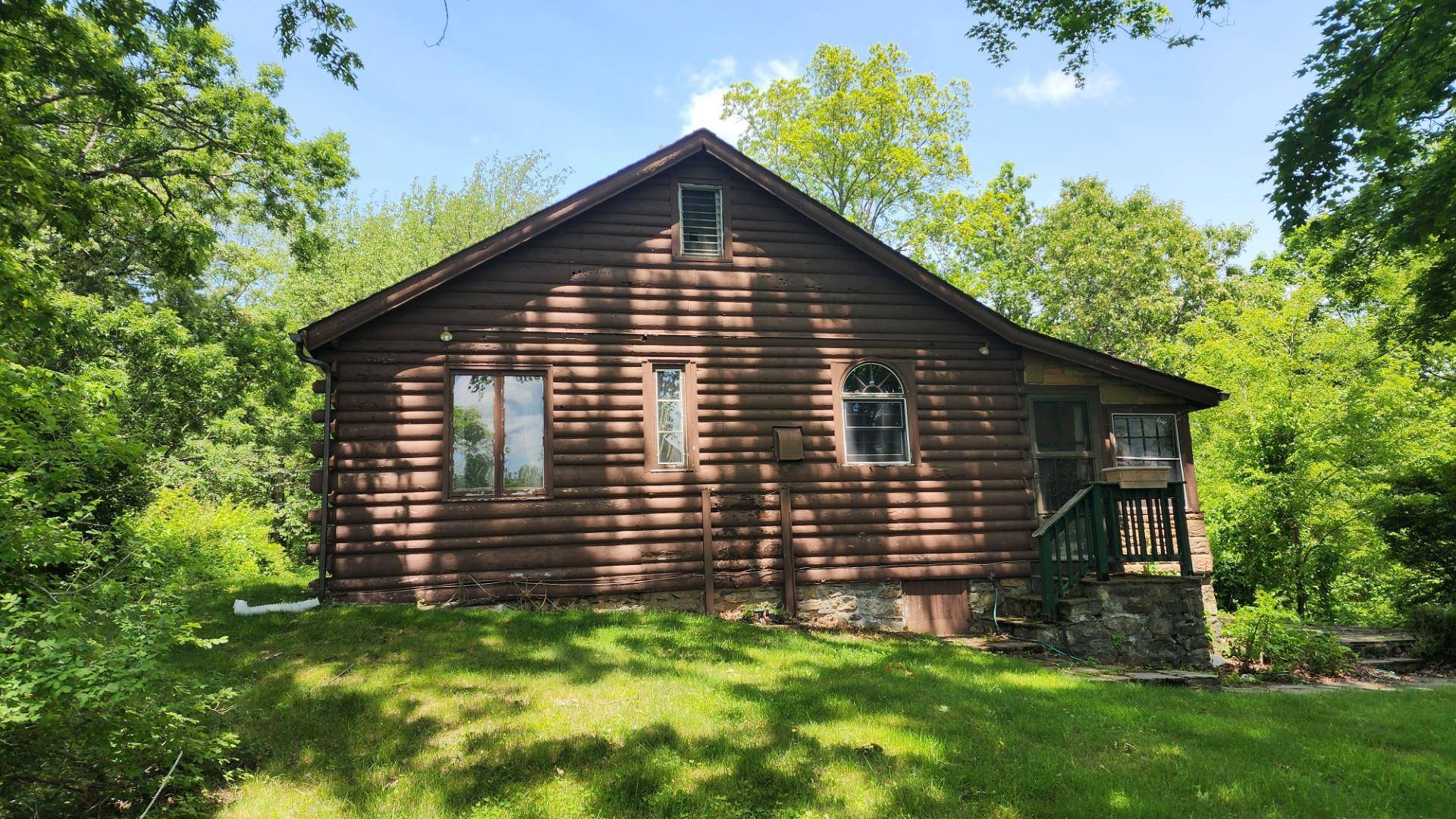 Patterson, NY 12563,41 Bear Hill RD