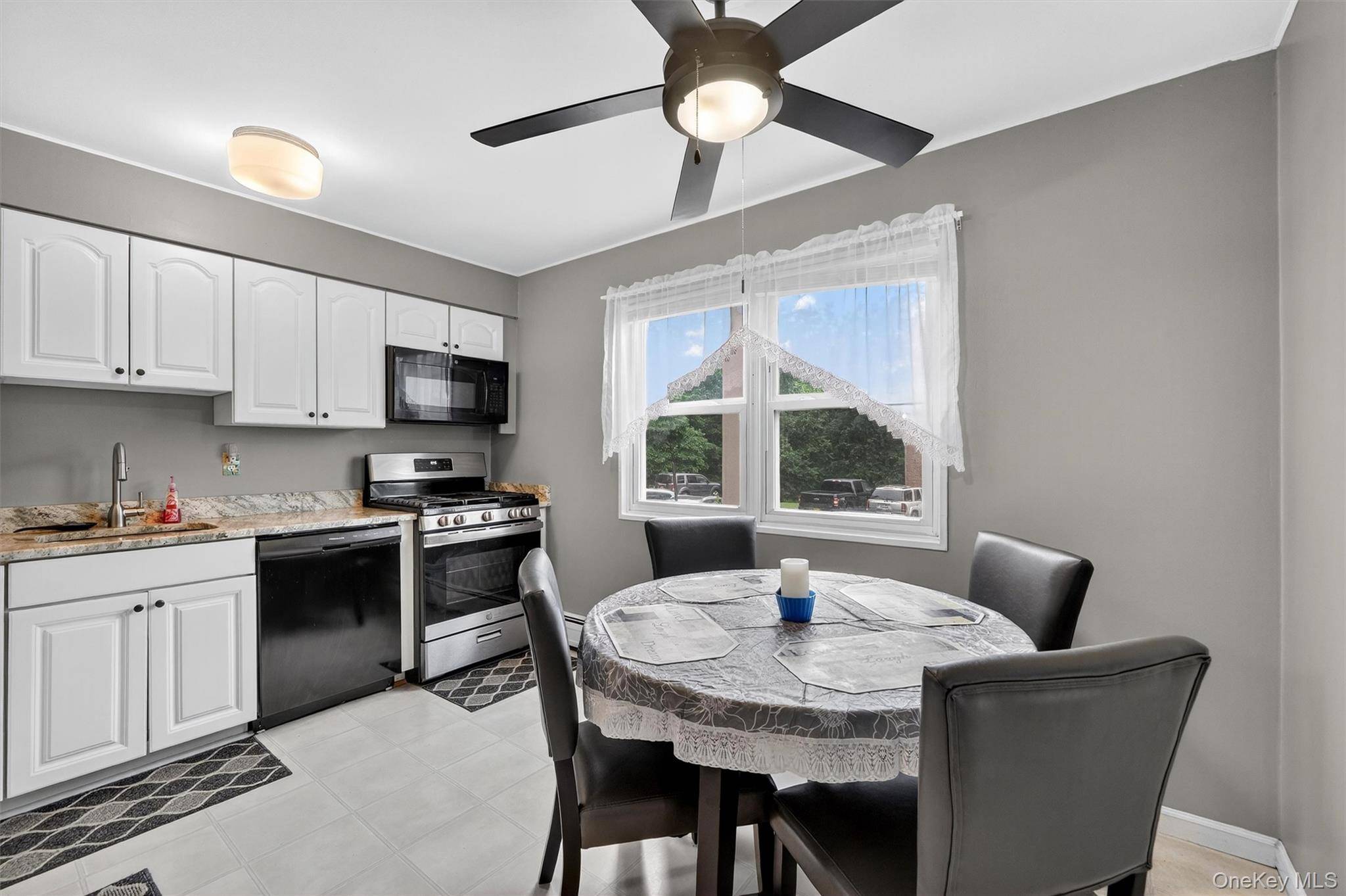 West Nyack, NY 10994,86 Demarest AVE #1