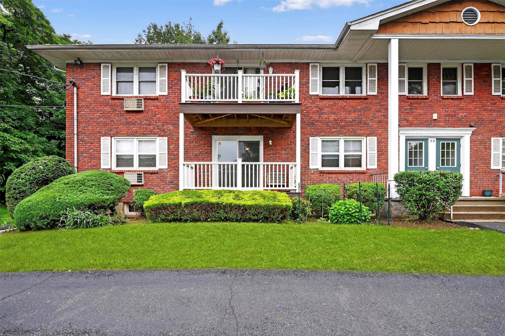 West Nyack, NY 10994,86 Demarest AVE #1