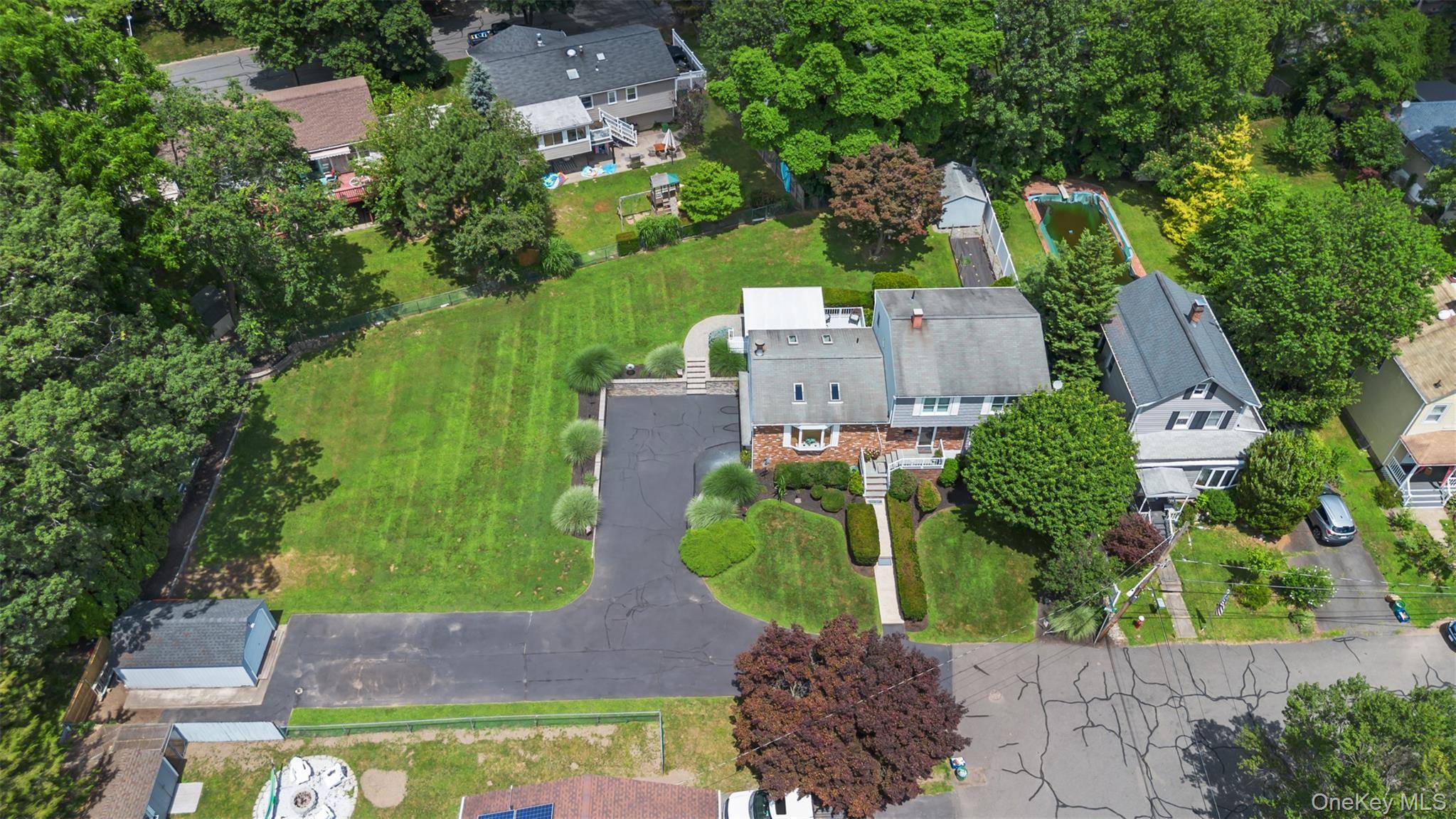 Garnerville, NY 10923,2 Ridge ST