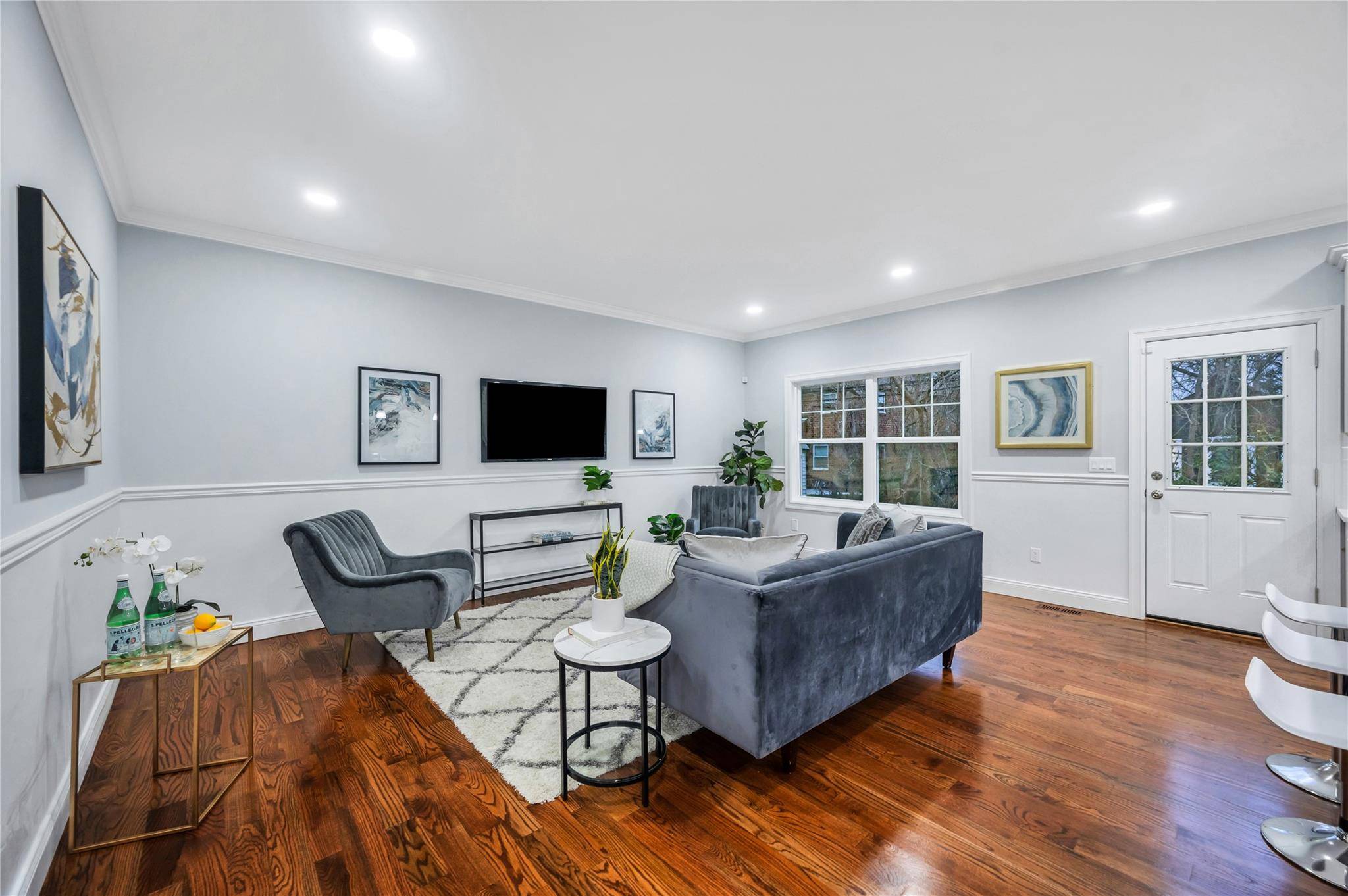 Hempstead, NY 11550,94 Manor AVE