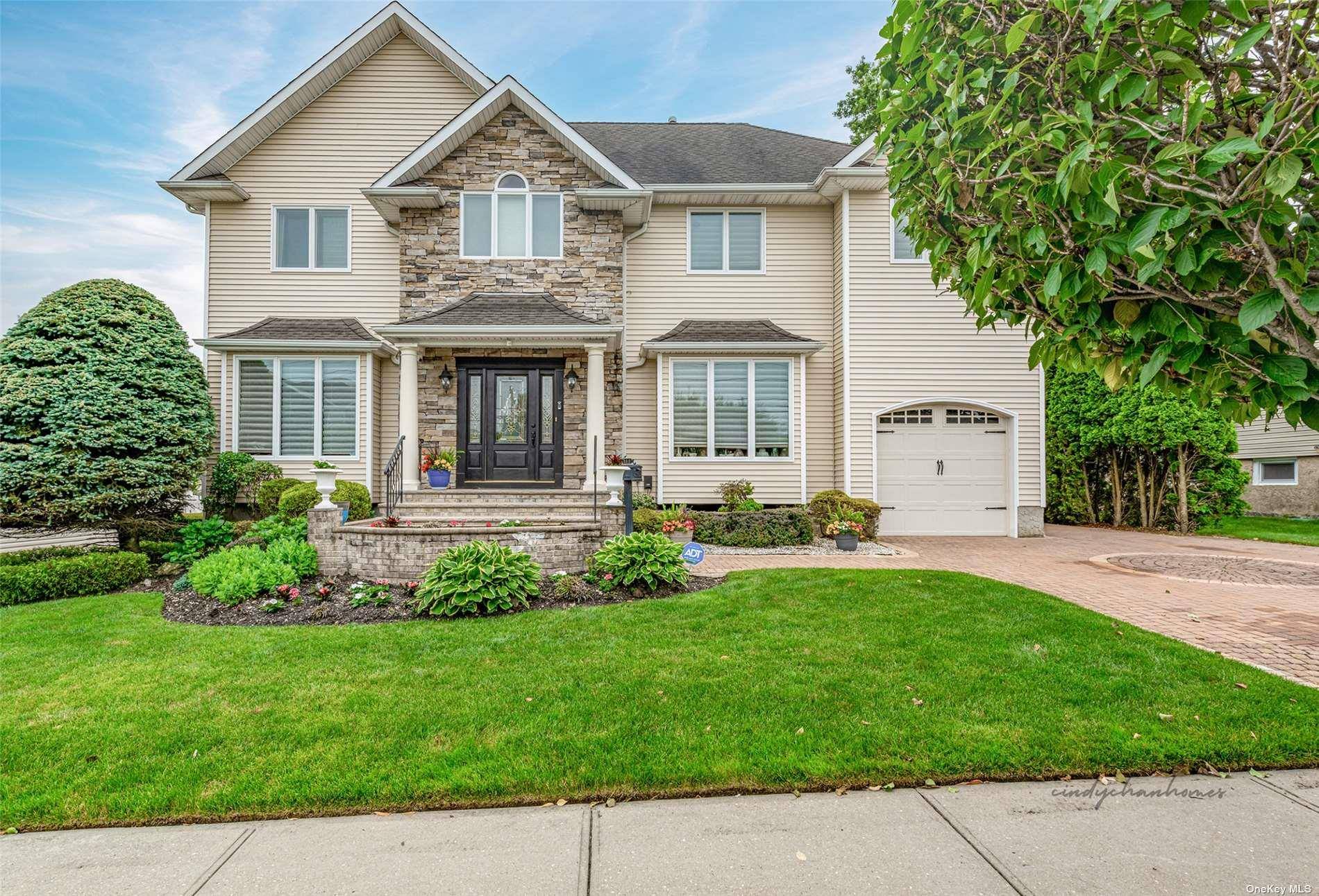 Old Bethpage, NY 11804,156 Haypath RD