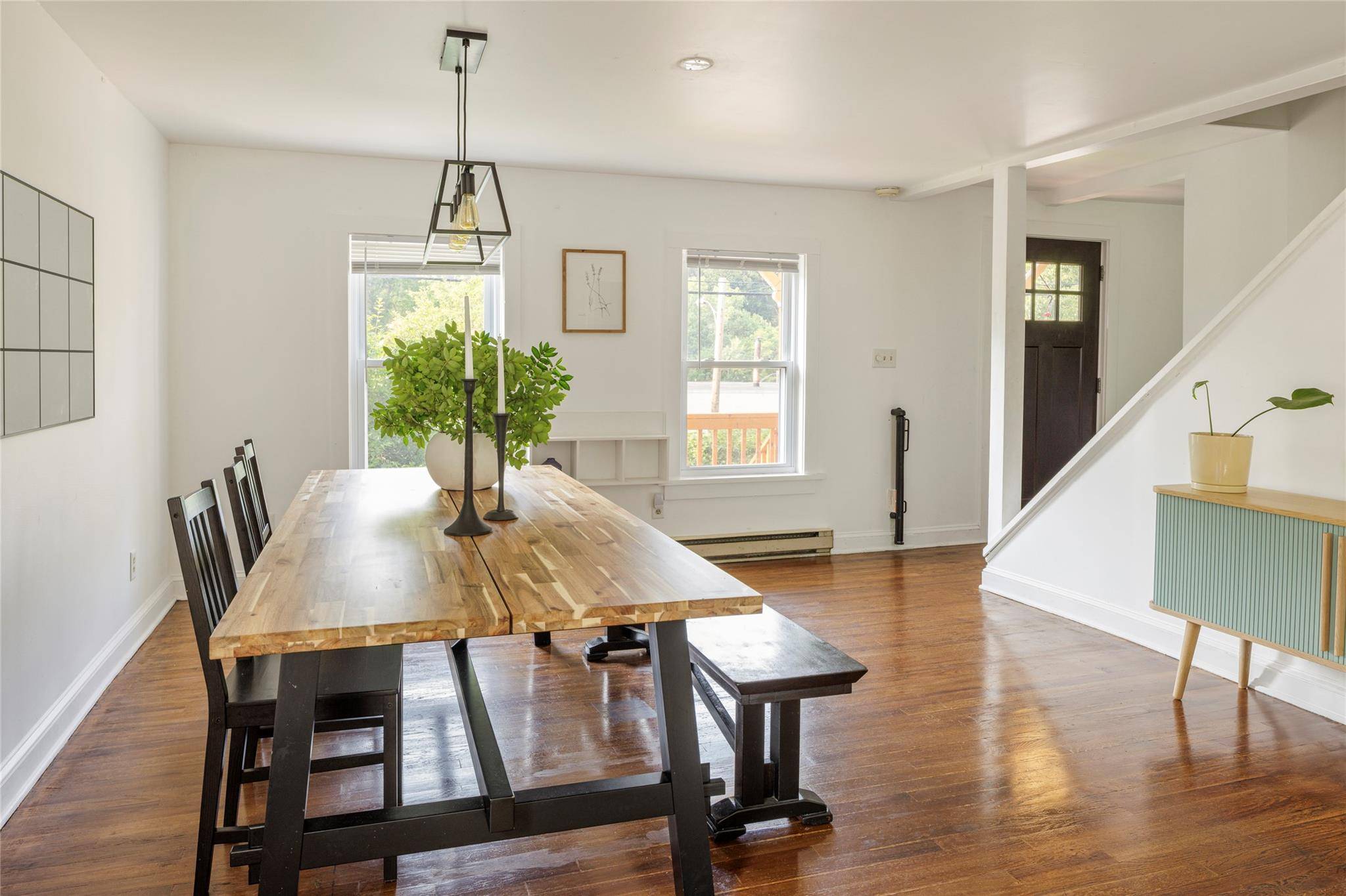 Chatham, NY 12037,12 Mill ST
