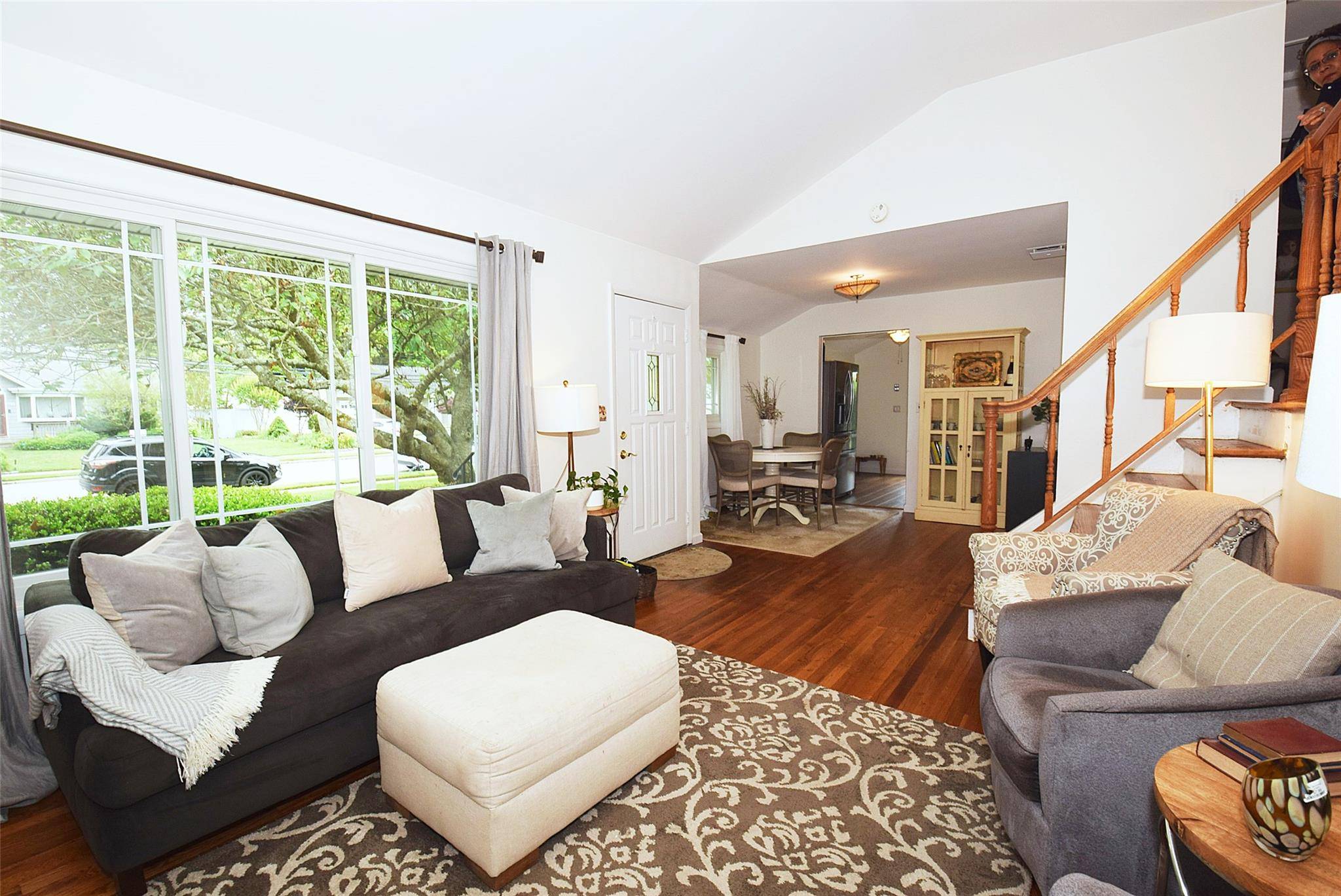 Bay Shore, NY 11706,986 Gardiner DR