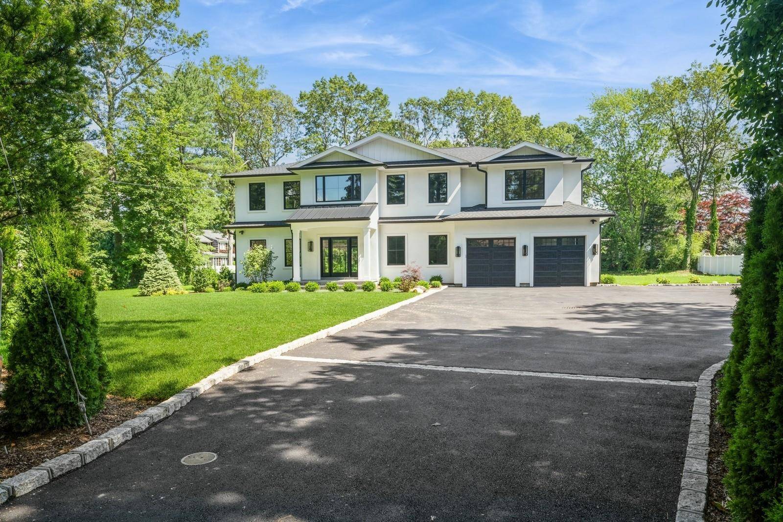 Syosset, NY 11791,352 Cold Spring RD