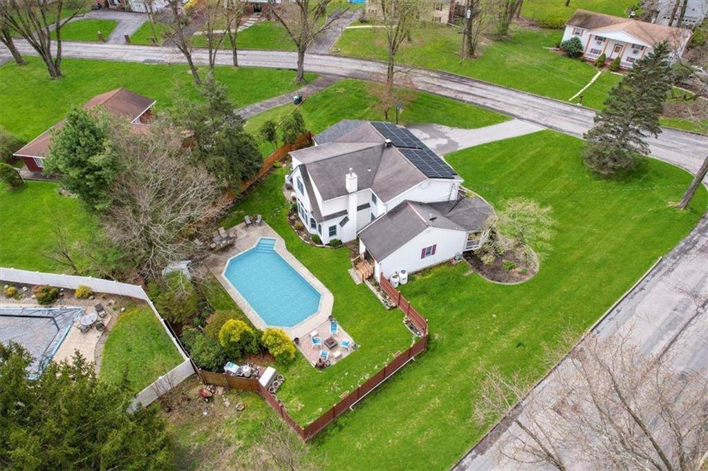 Highland Mills, NY 10930,1 Cindy LN