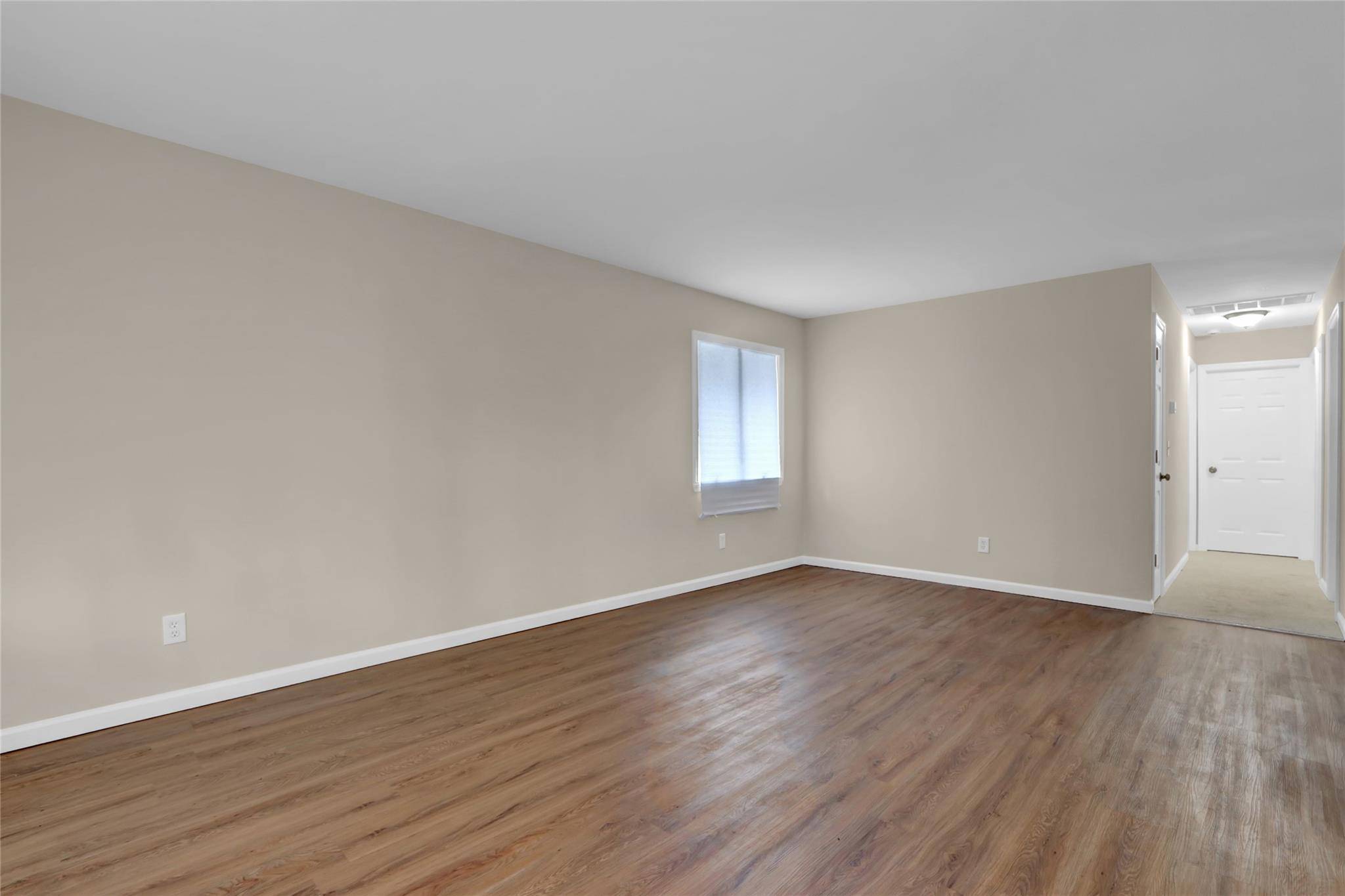 Mastic Beach, NY 11951,96 Biltmore DR