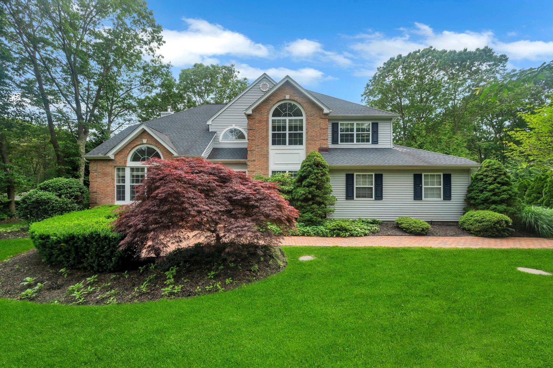 East Setauket, NY 11733,4 Scotch Pine LN