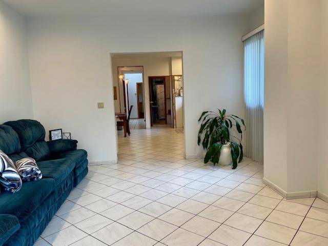 Maspeth, NY 11378,53-80 72nd PL