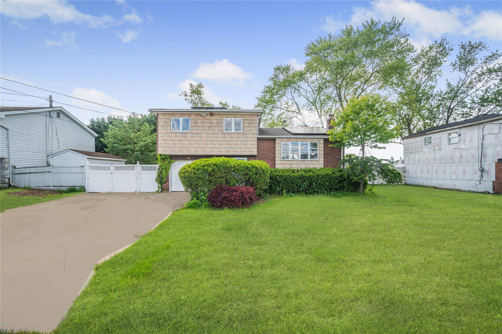Deer Park, NY 11729,38 W 17th ST