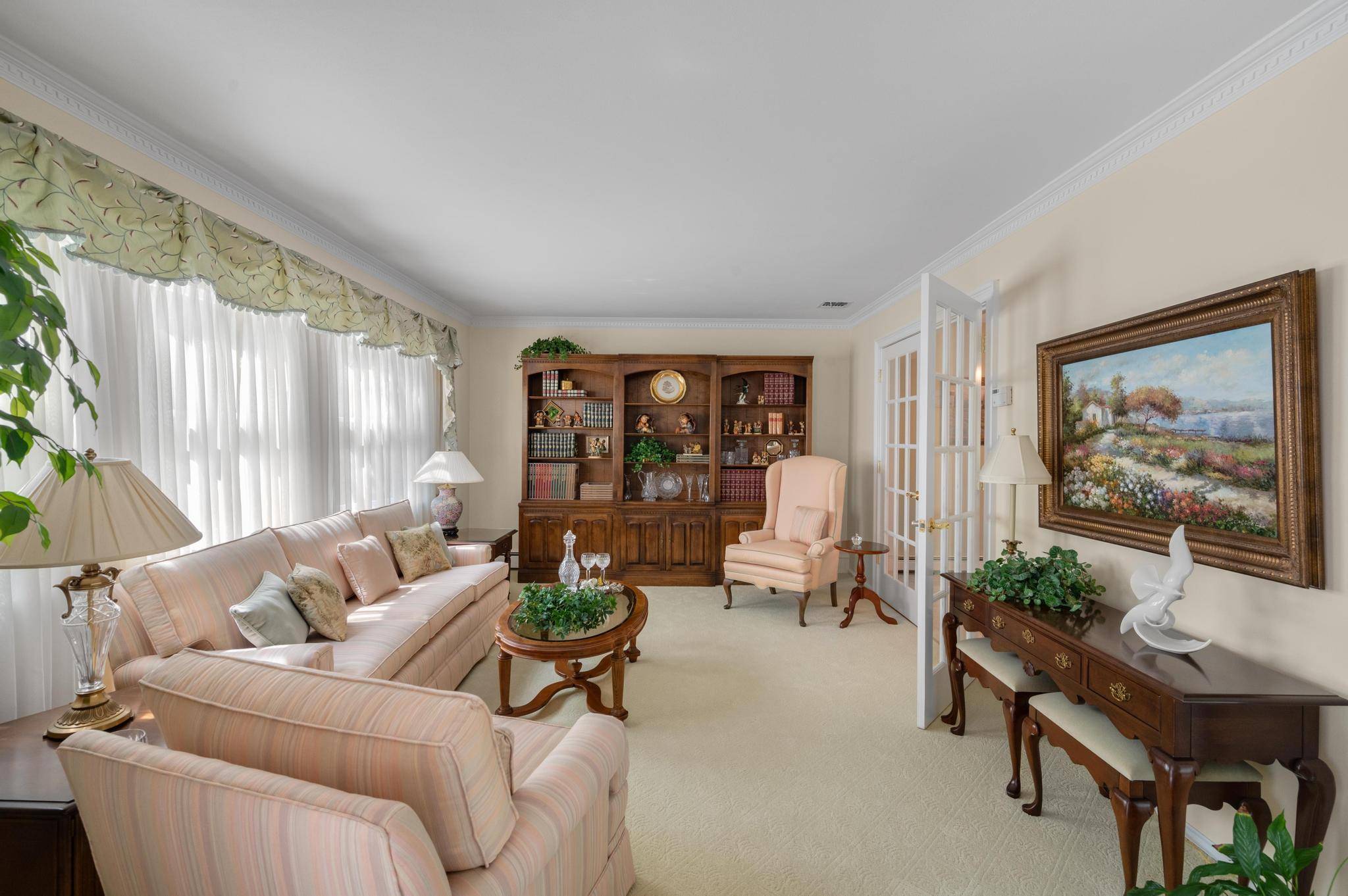 Northport, NY 11768,101 Middleville RD