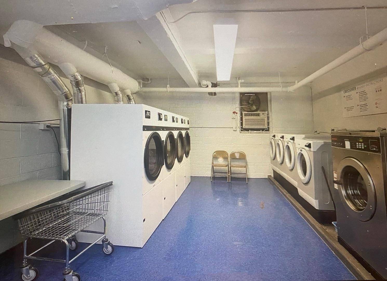 Flushing, NY 11354,138-25 31 DR #3E