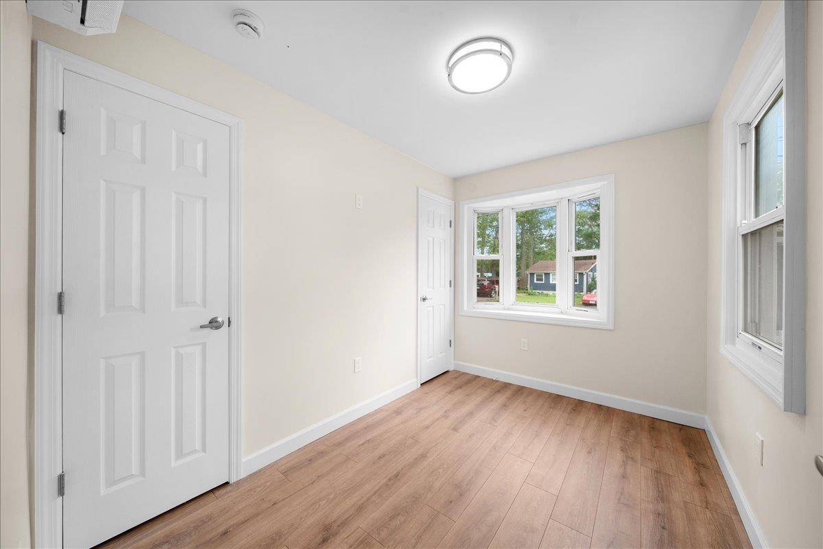 East Patchogue, NY 11772,239 Lake DR