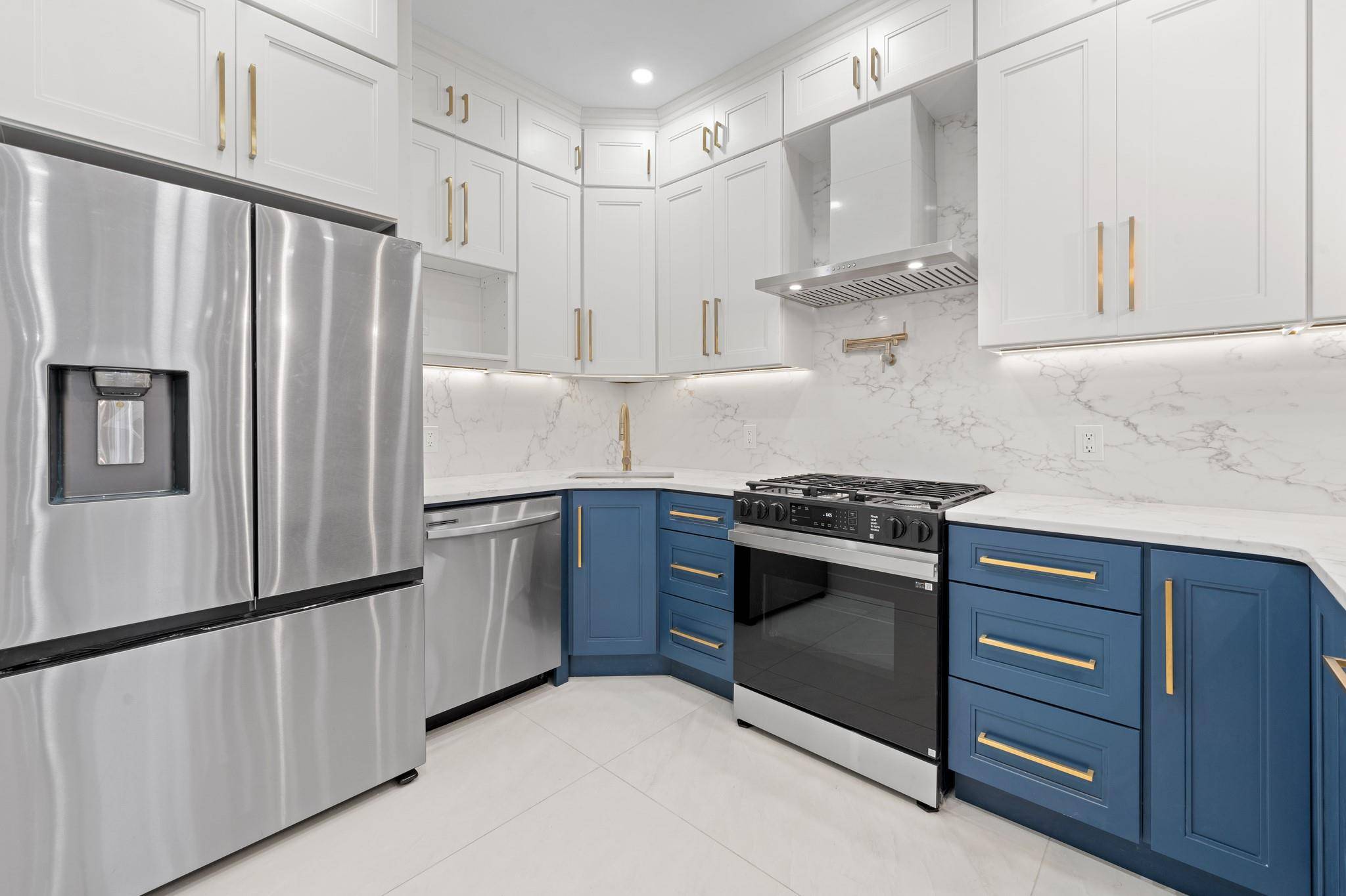 Brooklyn, NY 11236,658 E 91st ST