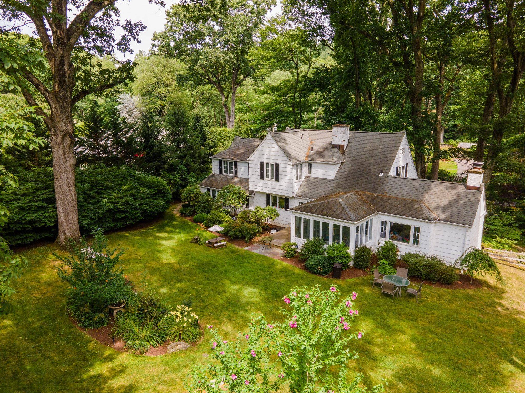 Purchase, NY 10577,15 Glen Pk RD