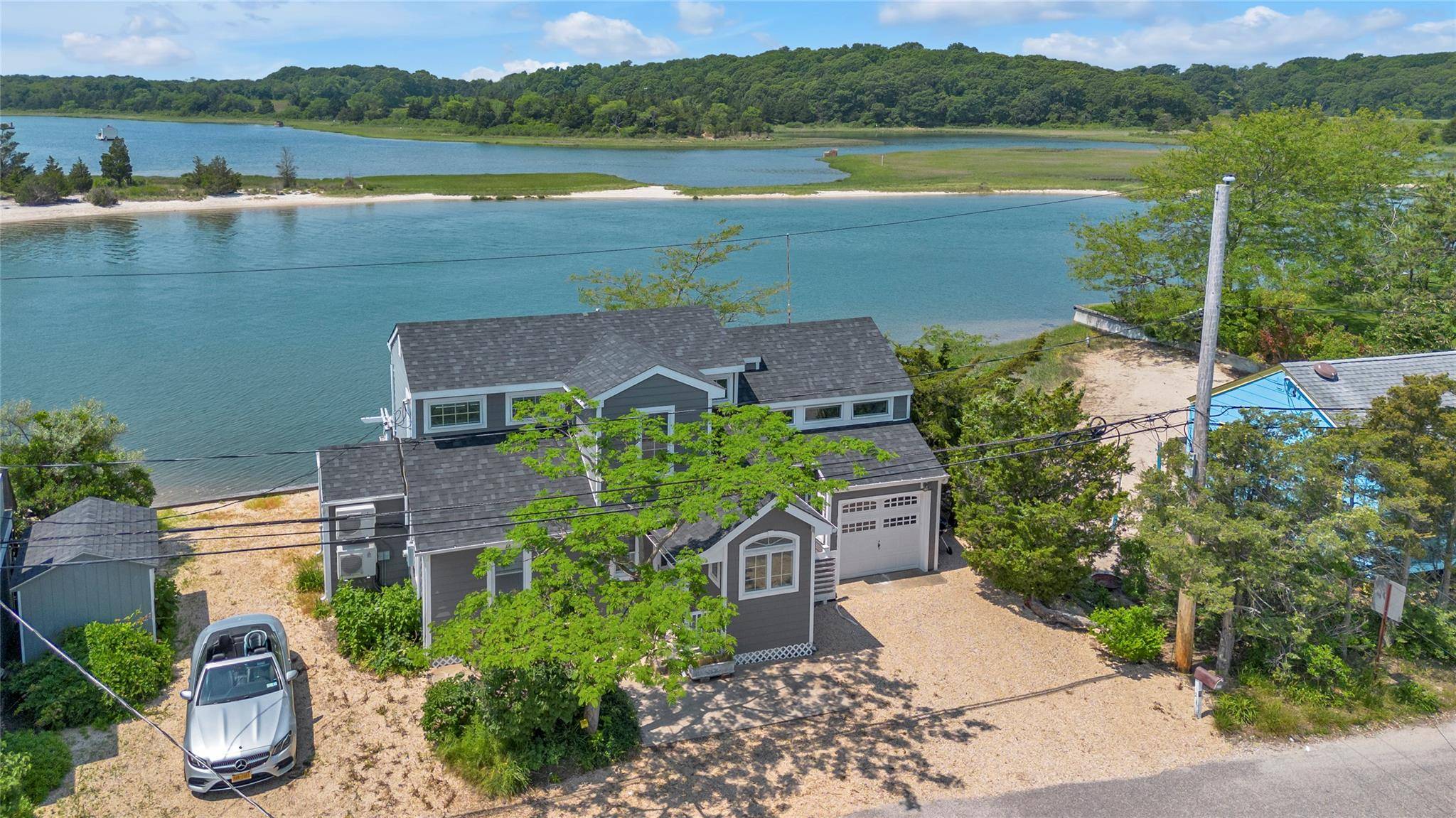 Southampton, NY 11968,286 Towd Point RD
