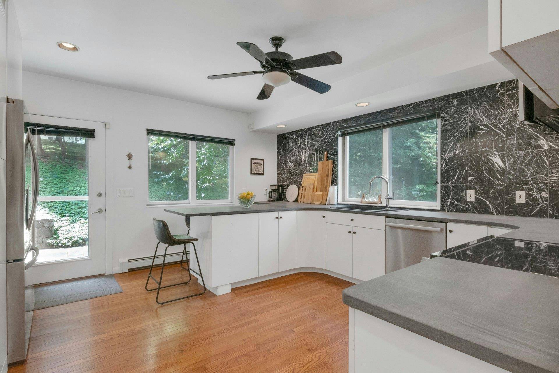 Katonah, NY 10536,47 New ST
