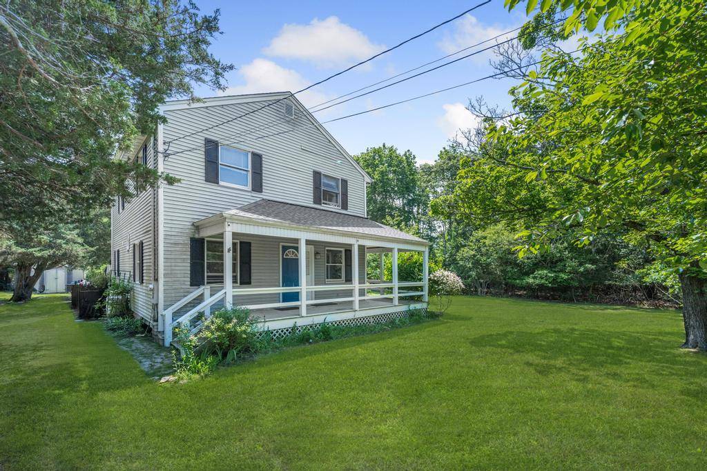 Westhampton, NY 11977,4 Cooks LN
