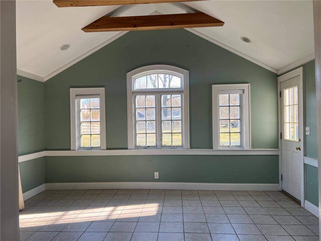 Mohegan Lake, NY 10547,3290 Lookout ST