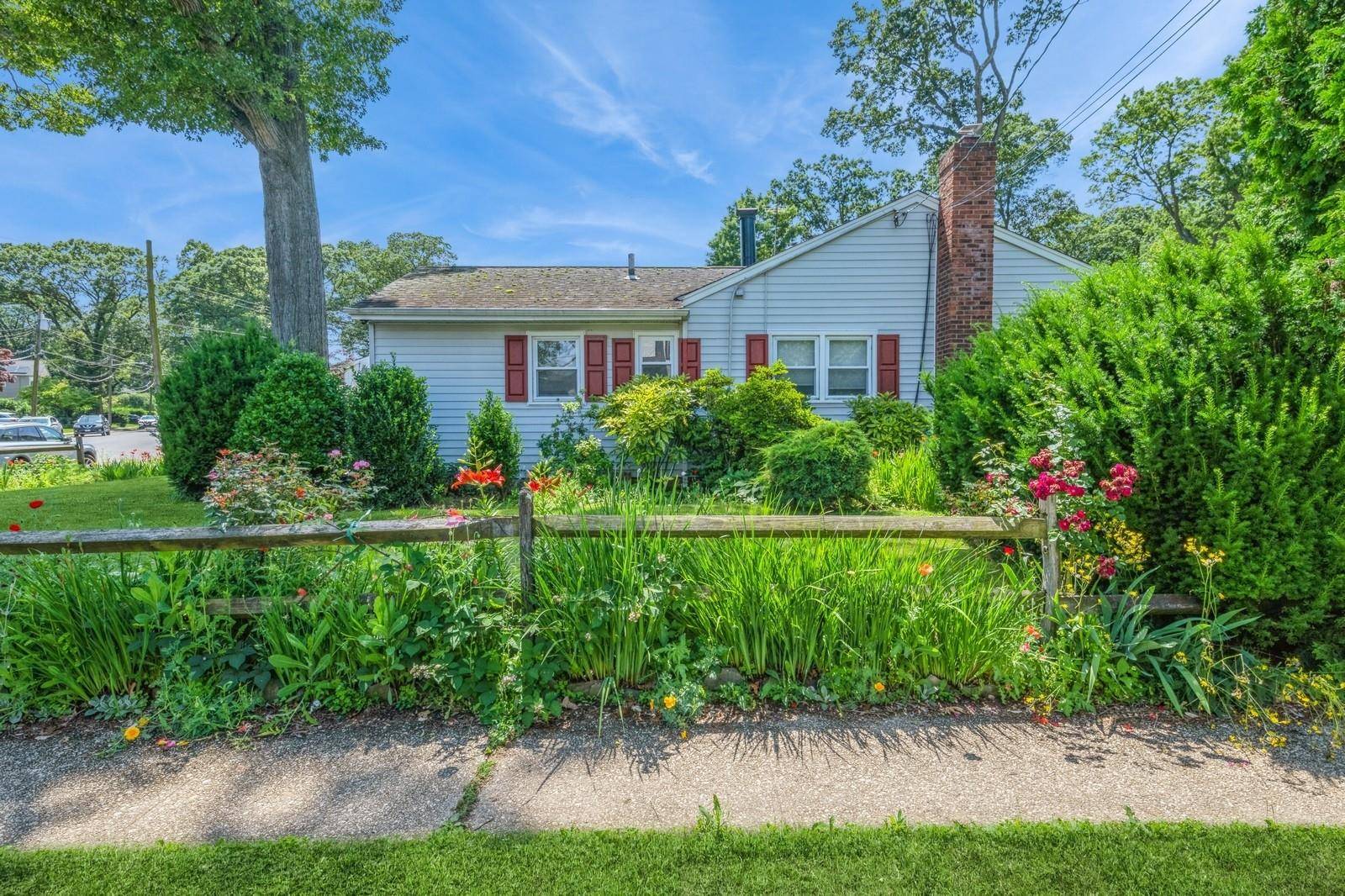 West Hempstead, NY 11552,306 Garfield AVE