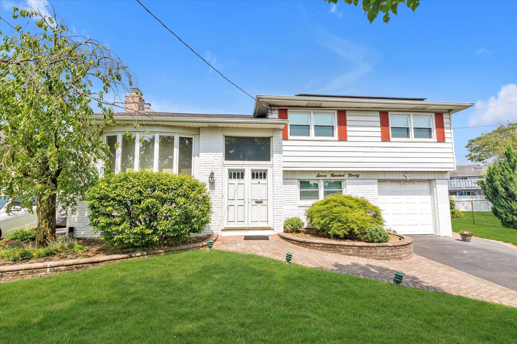 Baldwin, NY 11510,790 Adams ST