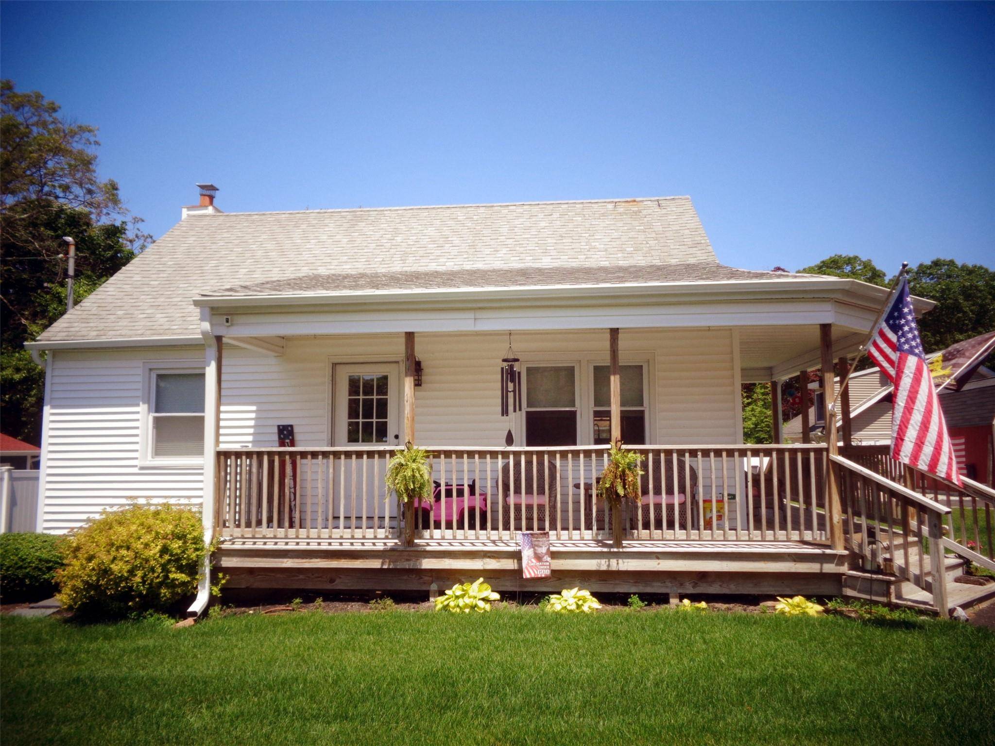 Rocky Point, NY 11778,21 Pearl RD