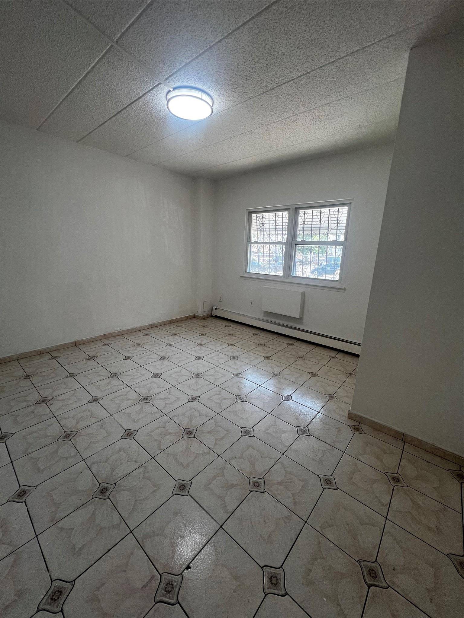 Bronx, NY 10459,889 E 169th ST