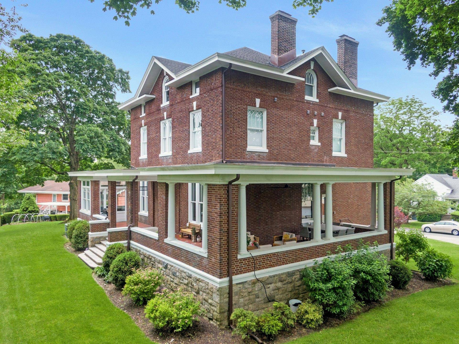 New Rochelle, NY 10804,15 Calton LN
