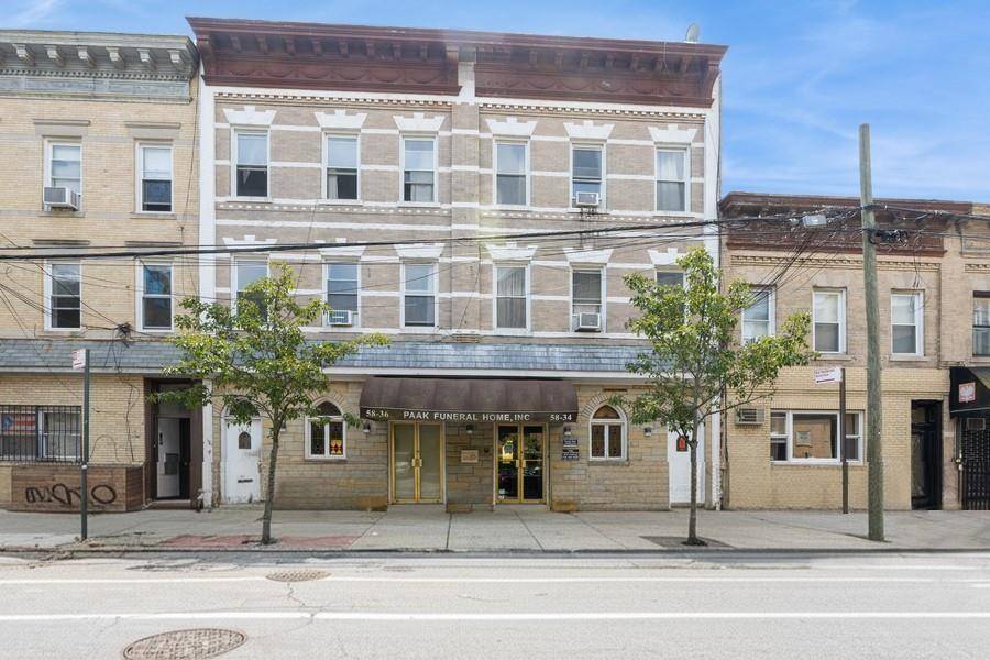 Ridgewood, NY 11385,5834 Catalpa AVE