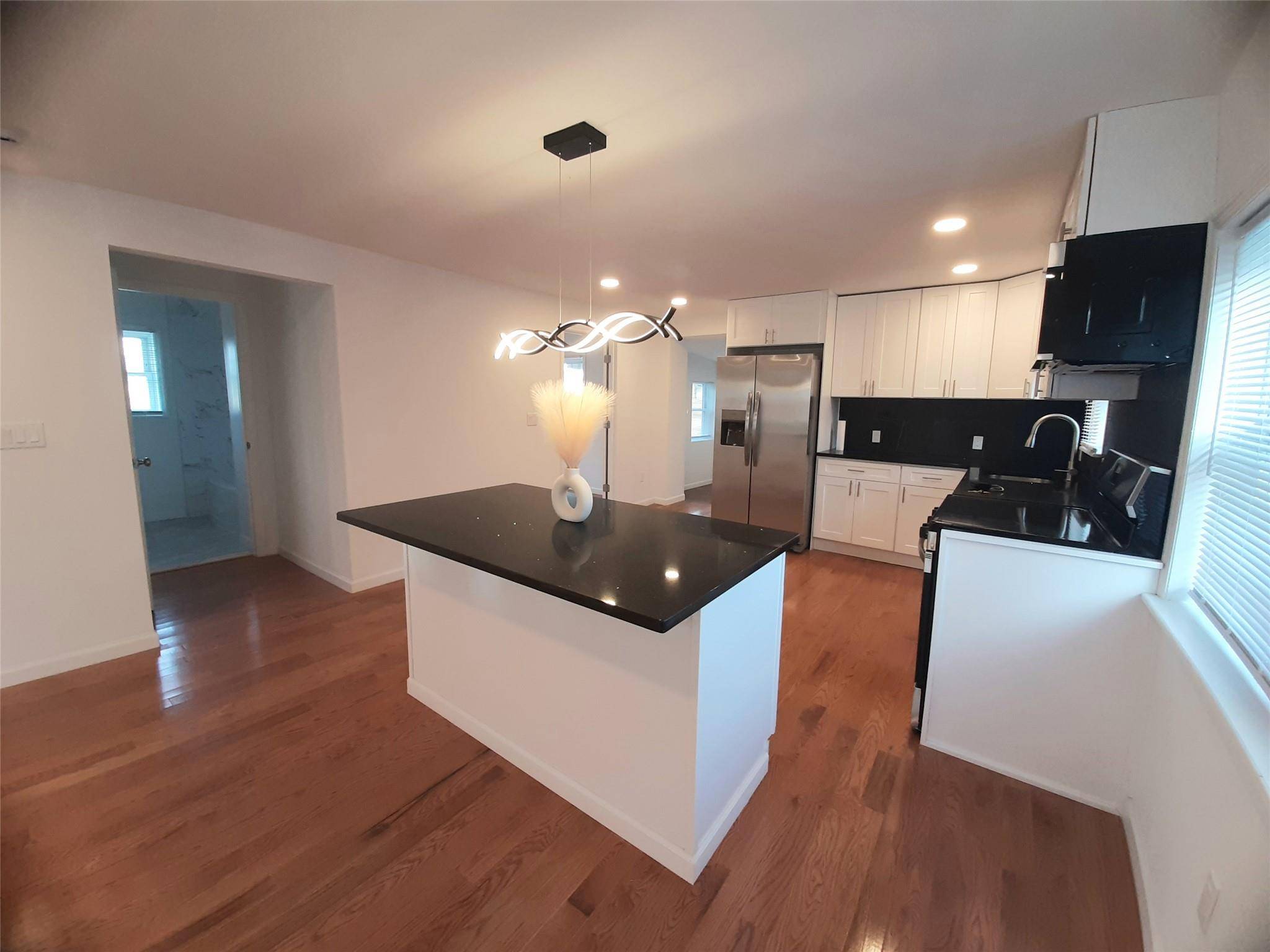 Poughkeepsie, NY 12601,8 Poplar ST