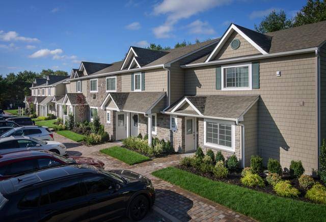 Holtsville, NY 11742,55 Cassa LOOP #55