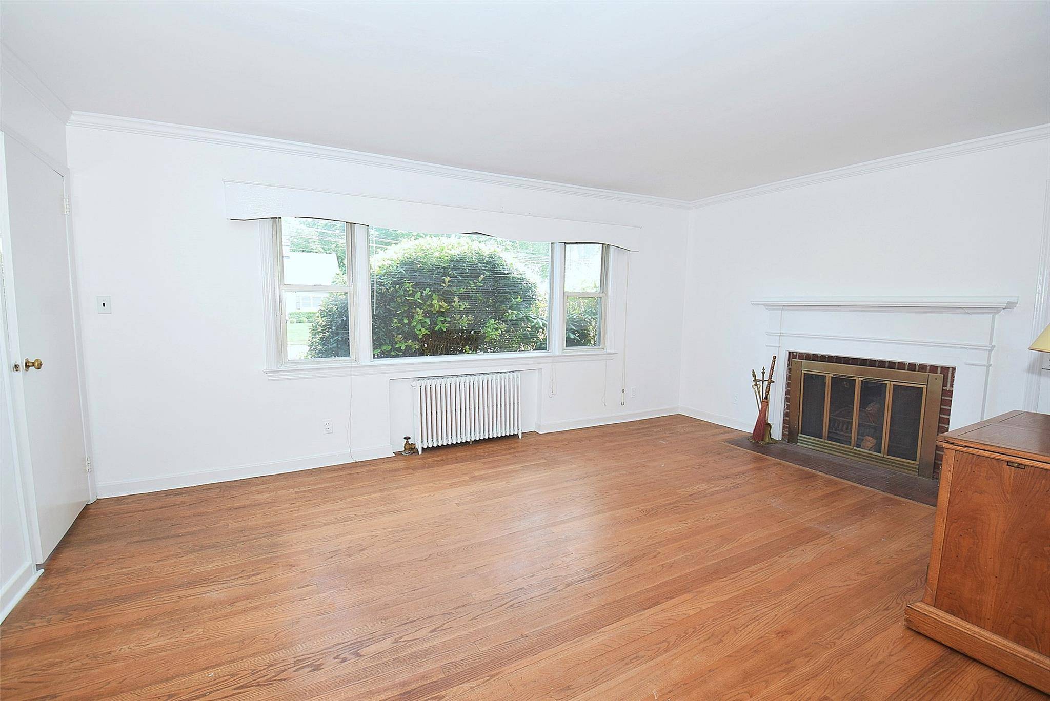 East Rockaway, NY 11518,15 Rhame AVE
